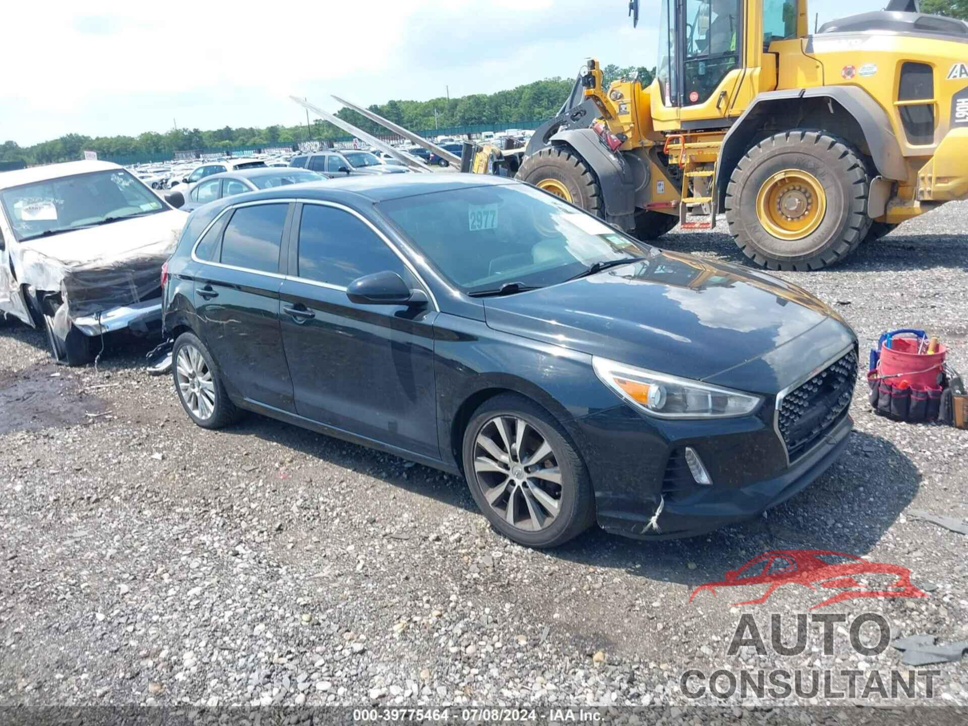 HYUNDAI ELANTRA GT 2018 - KMHH35LE1JU032136