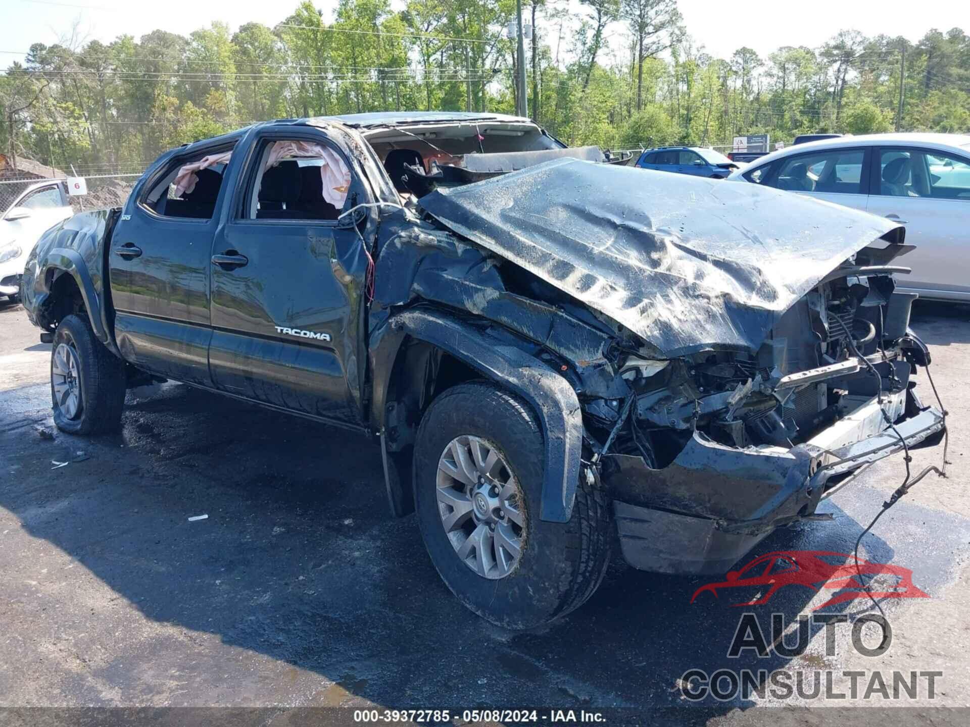 TOYOTA TACOMA 2018 - 5TFAZ5CN0JX070203