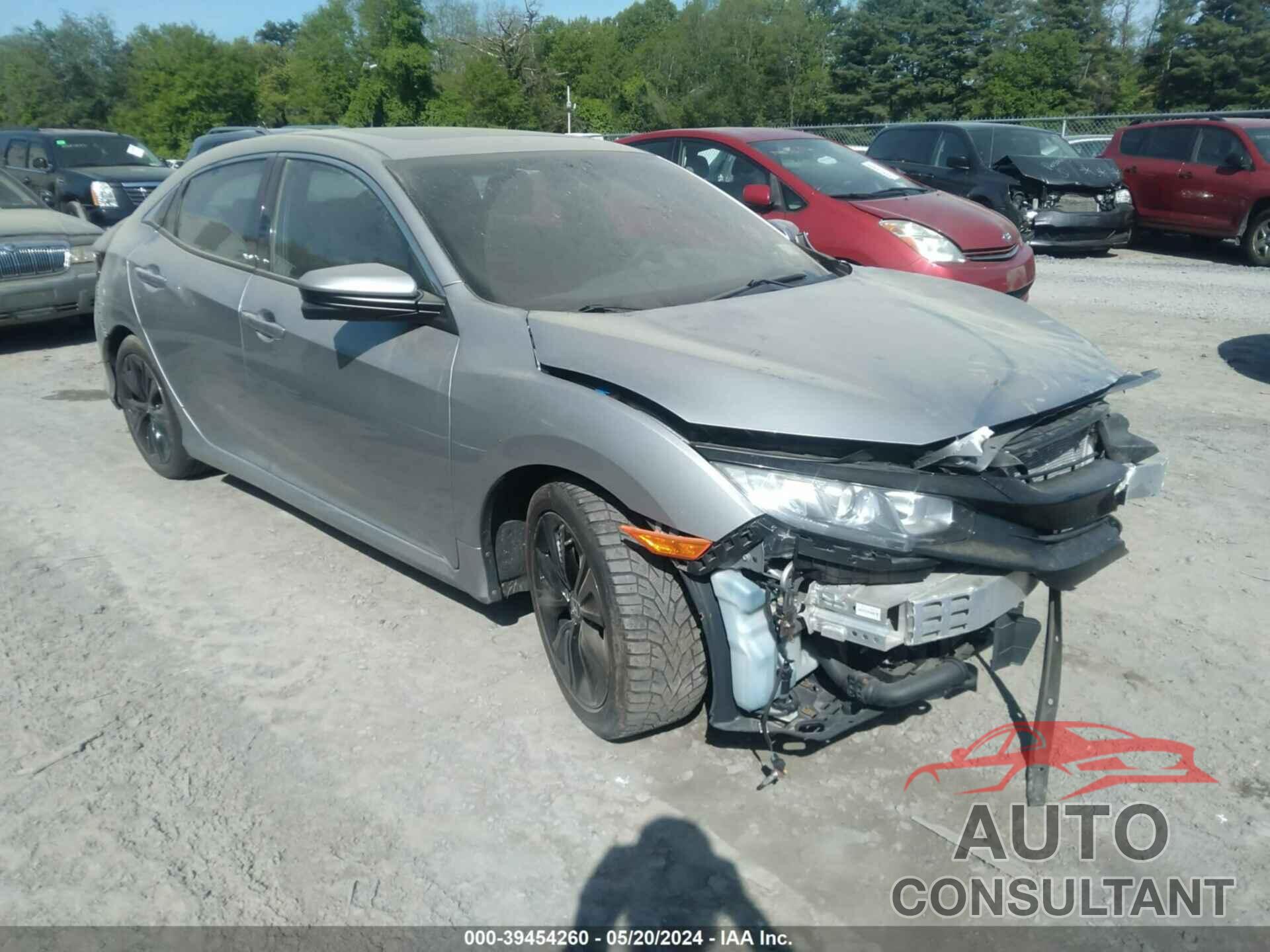 HONDA CIVIC 2018 - SHHFK7H54JU422027