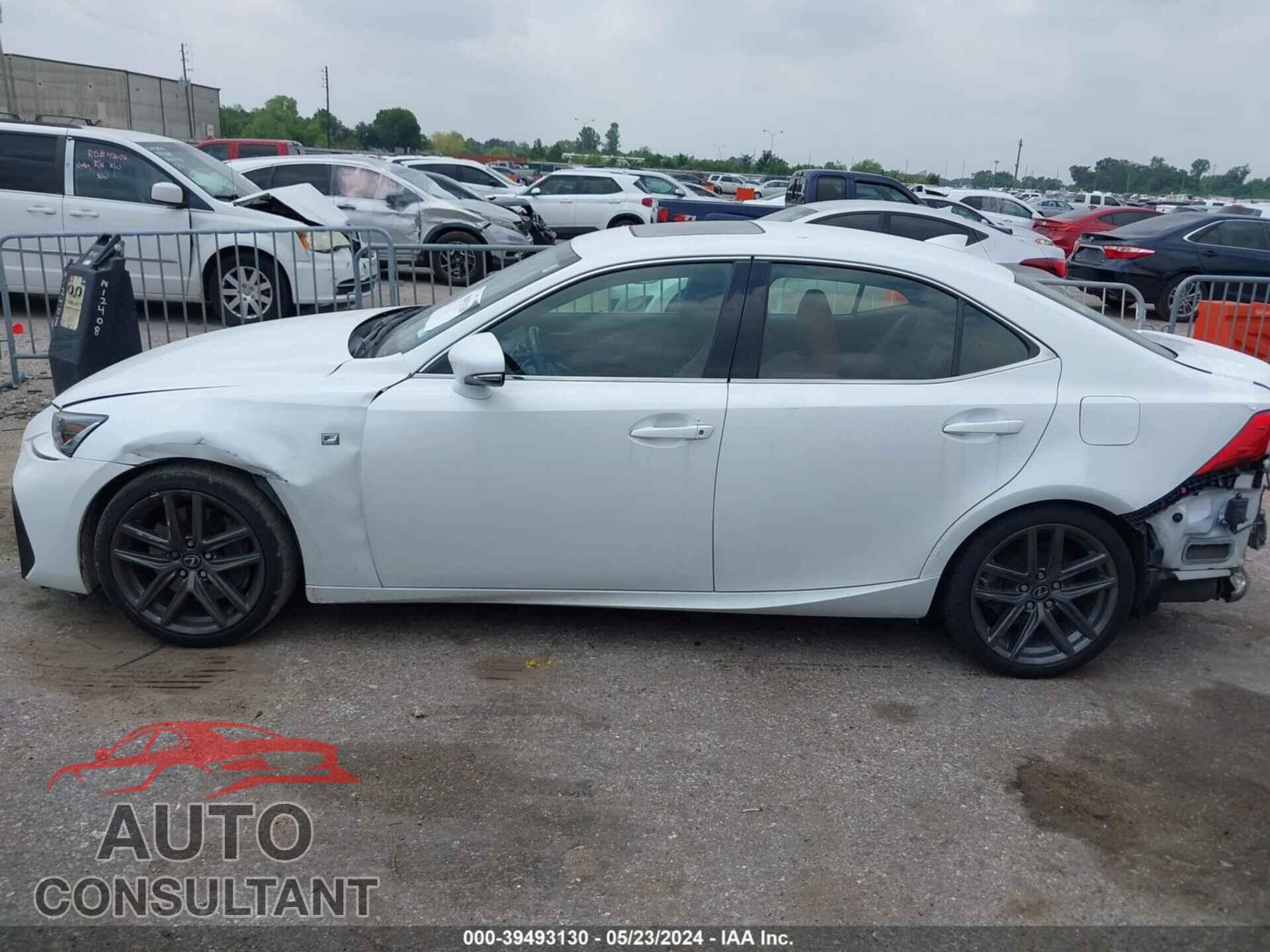 LEXUS IS 2017 - JTHBA1D2XH5046245