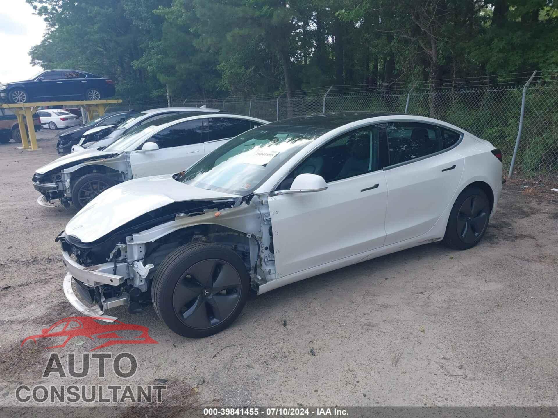 TESLA MODEL 3 2019 - 5YJ3E1EB1KF515771