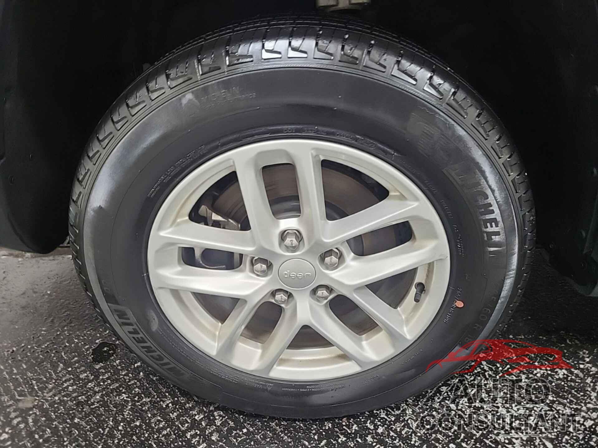 JEEP GRAND CHEROKEE 2023 - 1C4RJKAG1P8780226