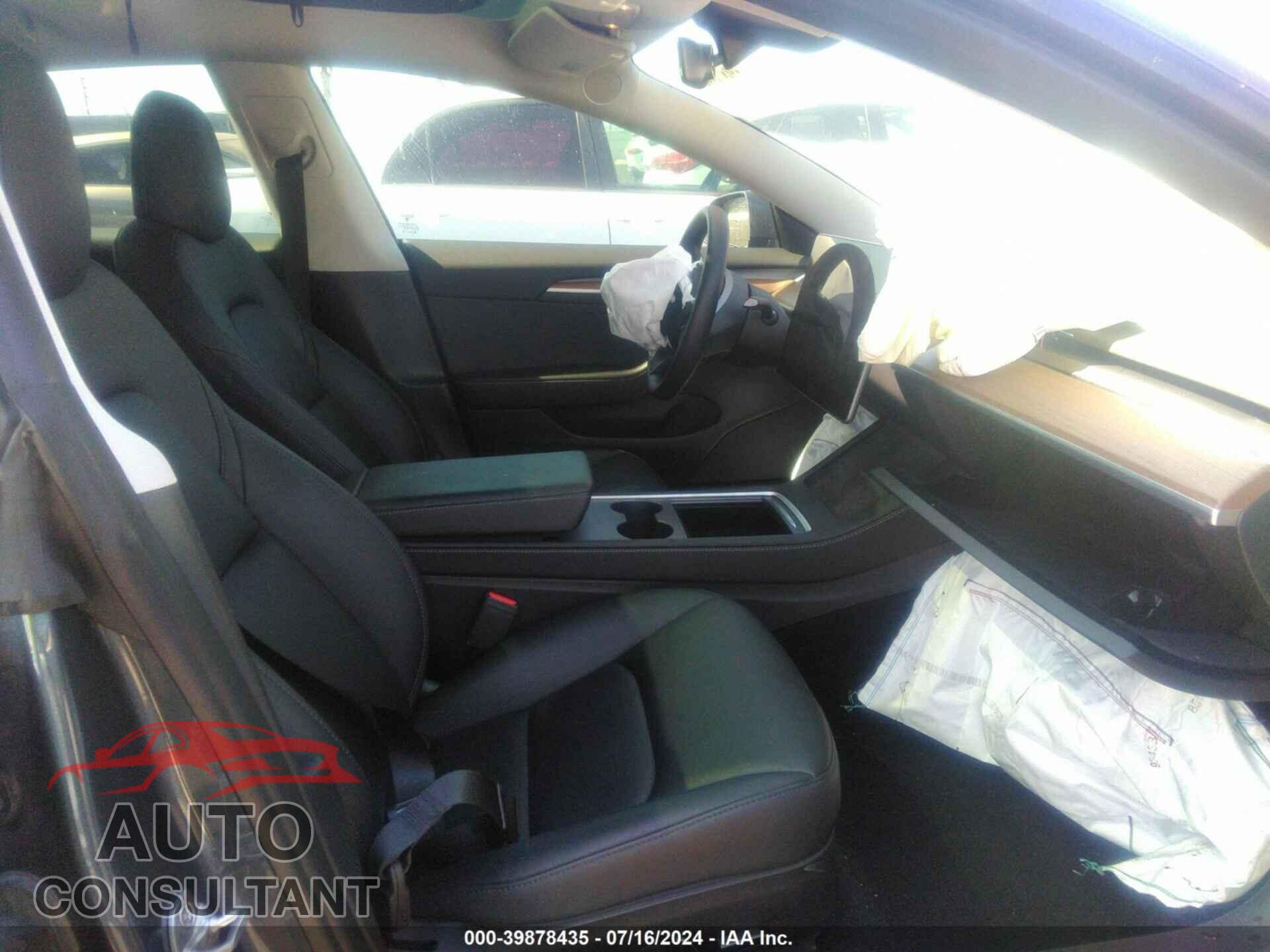 TESLA MODEL 3 2023 - 5YJ3E1EA7PF410666