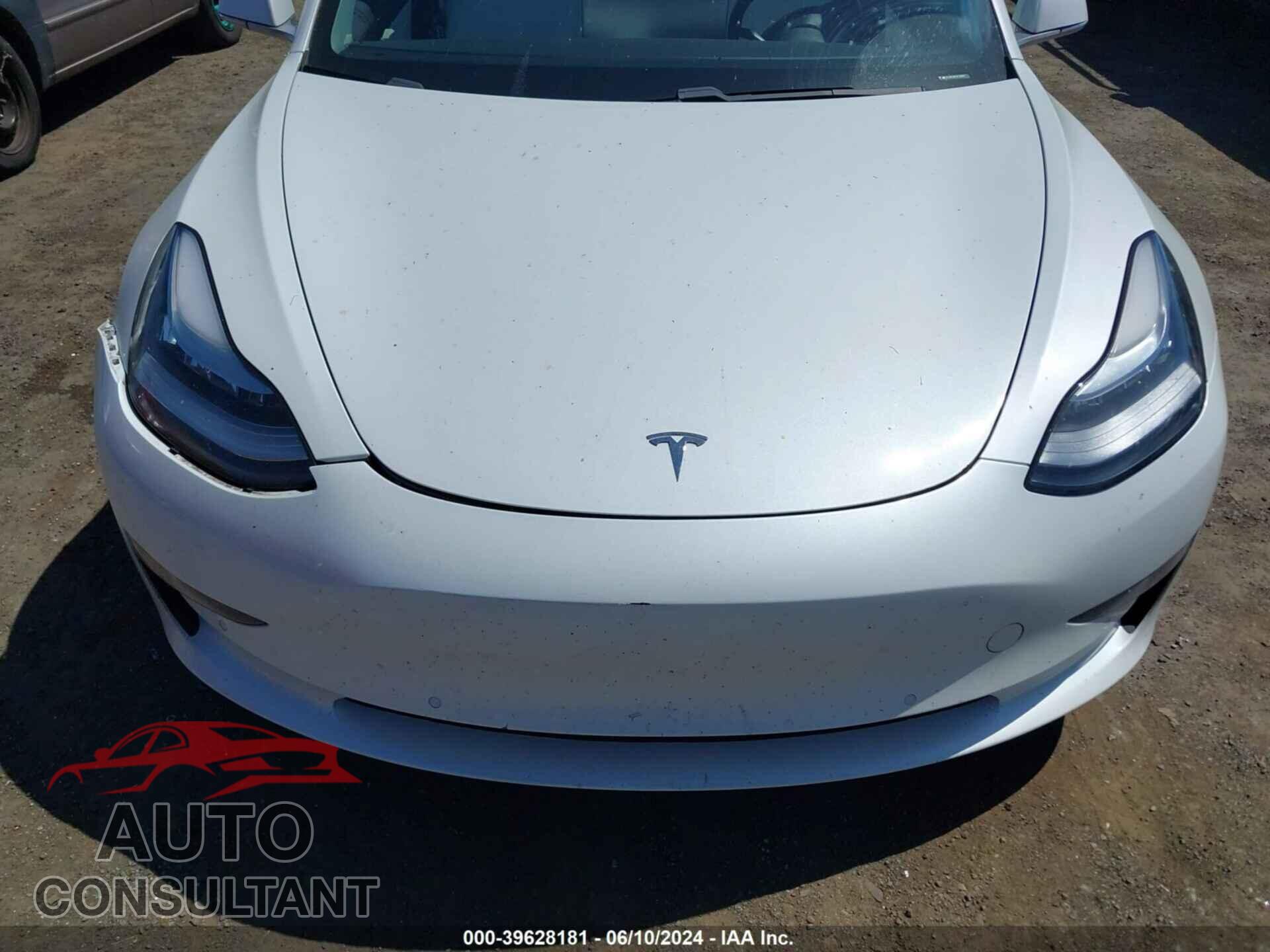 TESLA MODEL 3 2018 - 5YJ3E1EB0JF135660