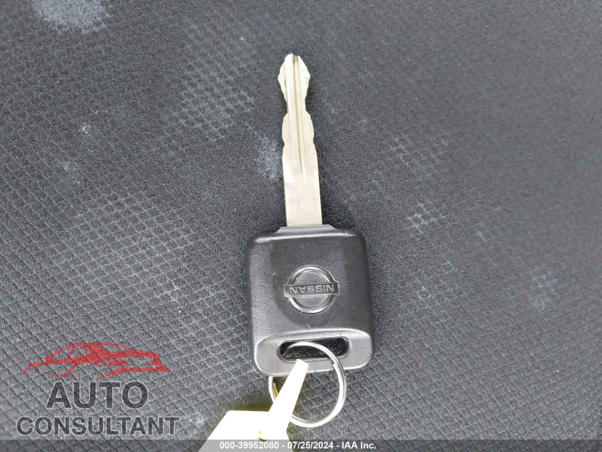 NISSAN VERSA NOTE 2017 - 3N1CE2CP3HL366152