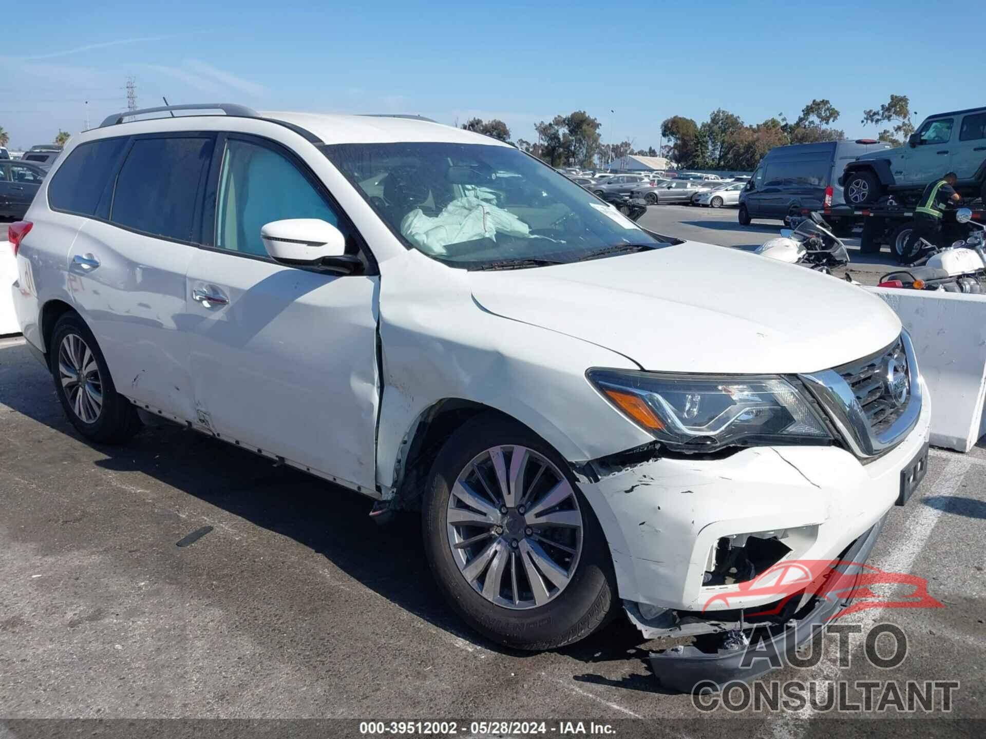 NISSAN PATHFINDER 2018 - 5N1DR2MN3JC637565