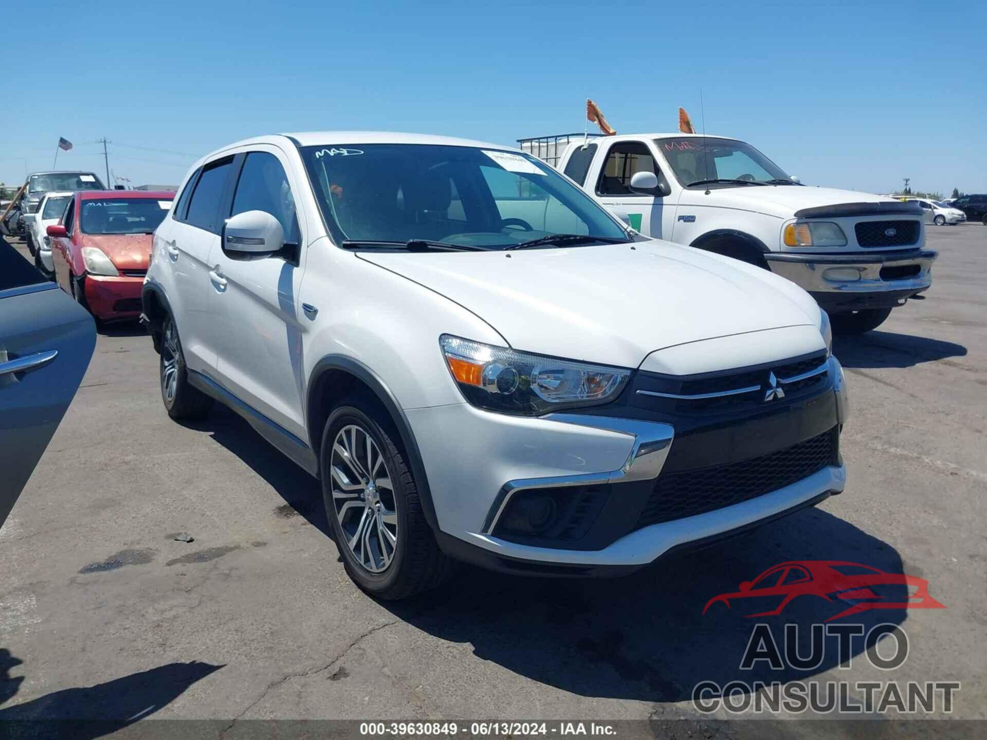 MITSUBISHI OUTLANDER SPORT 2018 - JA4AP3AU0JZ008089