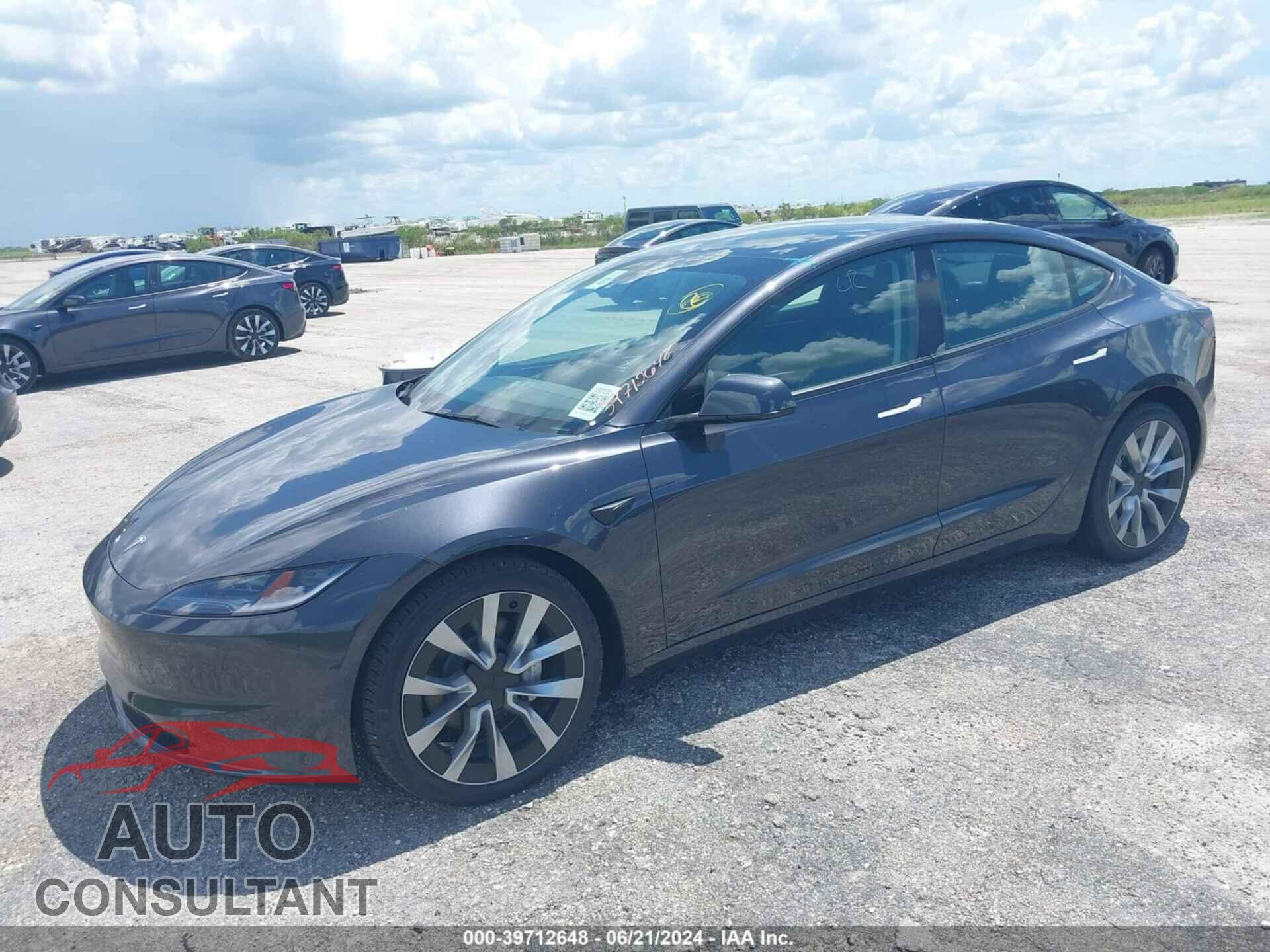 TESLA MODEL 3 2024 - 5YJ3E1EA7RF752685