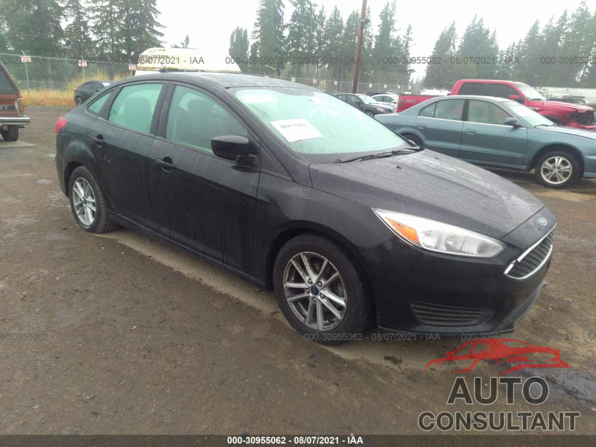 FORD FOCUS 2018 - 1FADP3F2XJL220016
