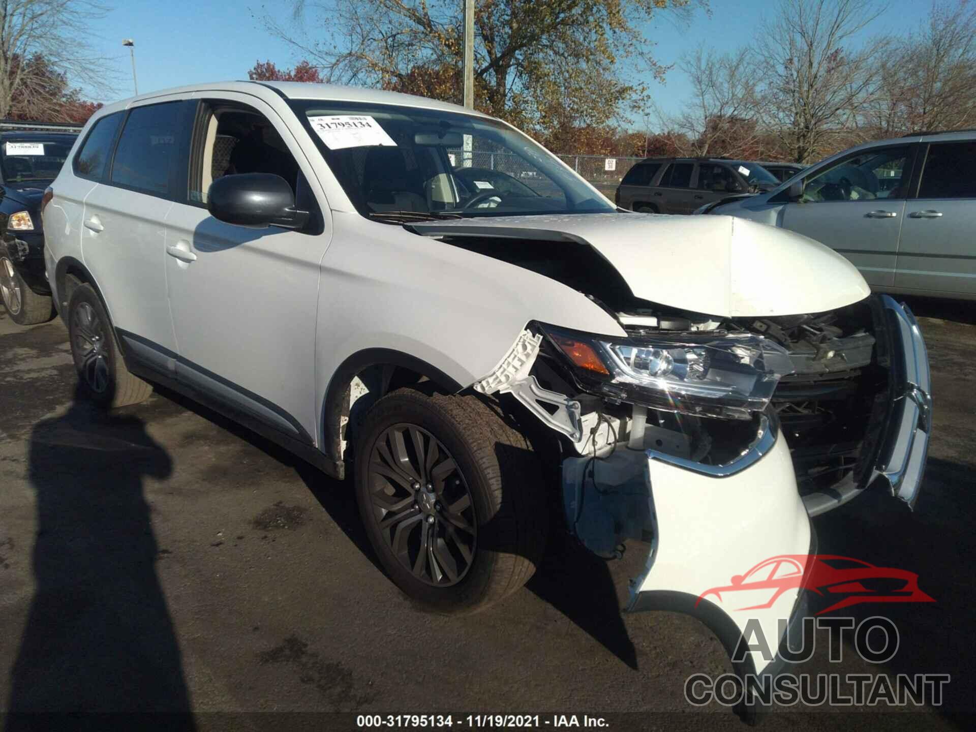 MITSUBISHI OUTLANDER 2018 - JA4AZ2A3XJZ004143