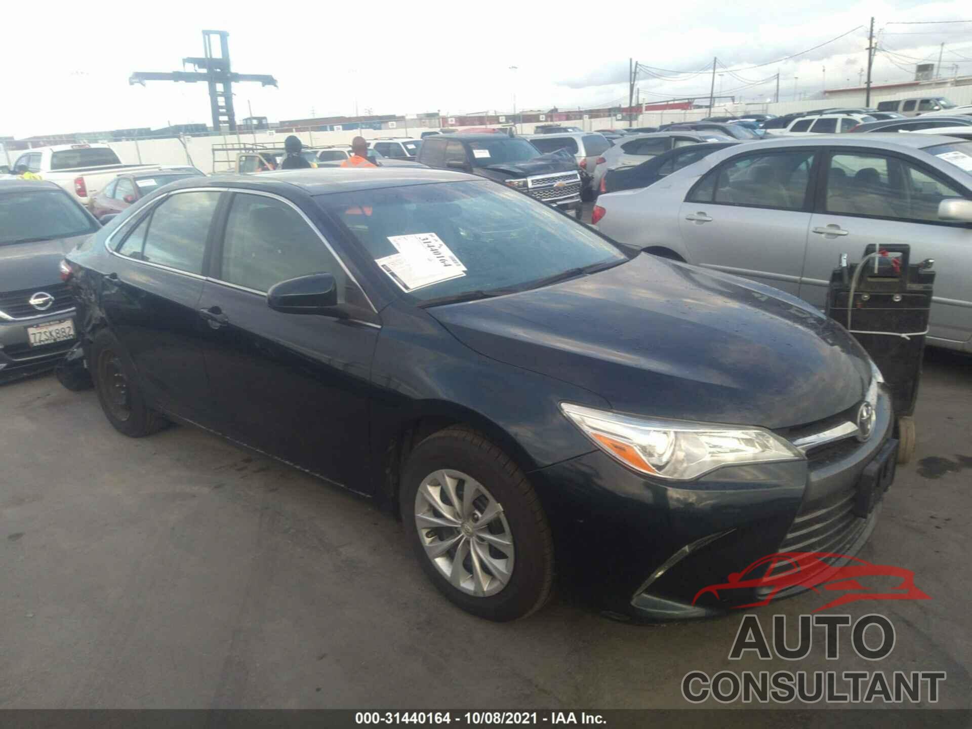 TOYOTA CAMRY 2016 - 4T4BF1FK5GR521273