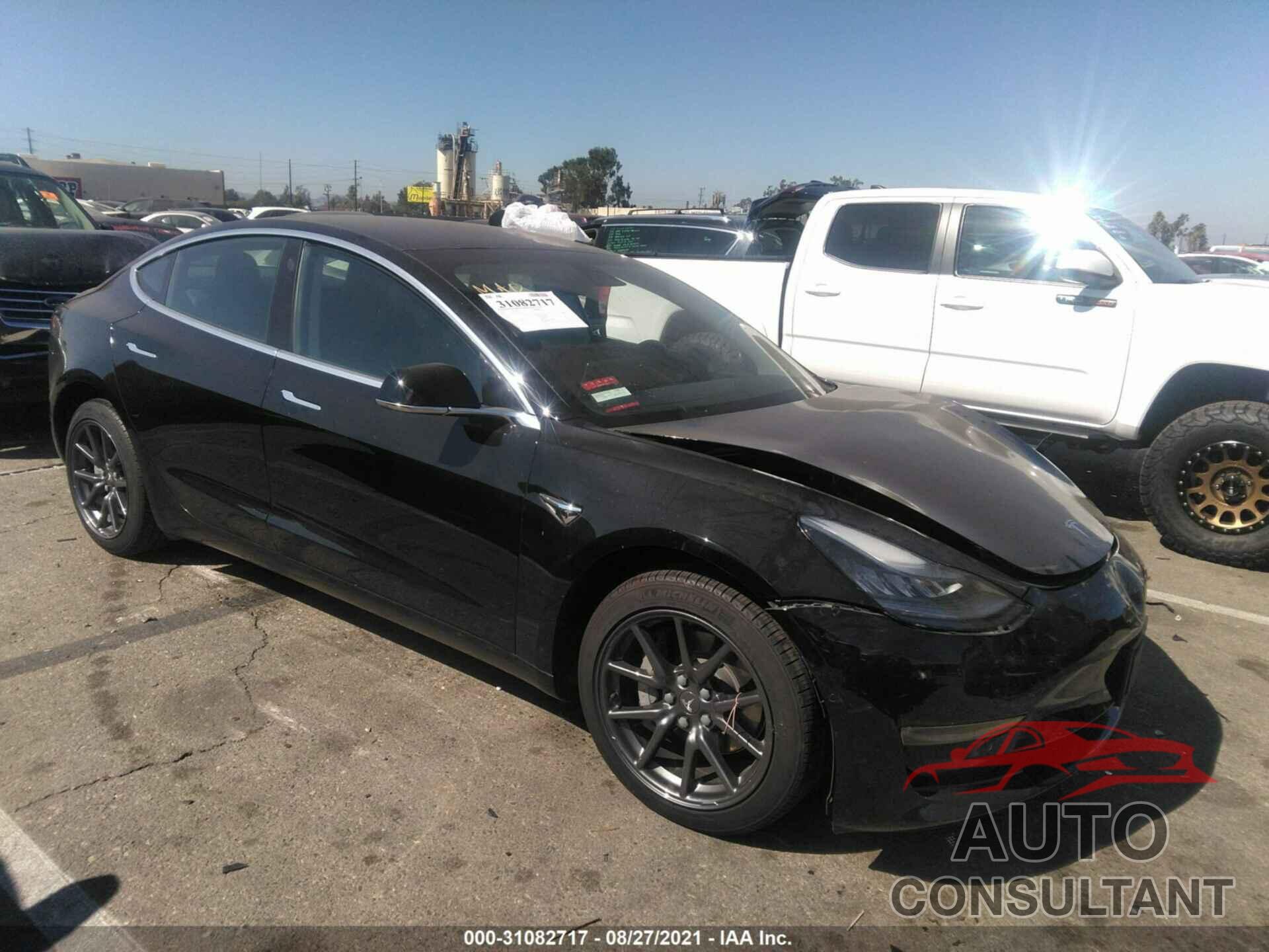 TESLA MODEL 3 2019 - 5YJ3E1EA5KF323843