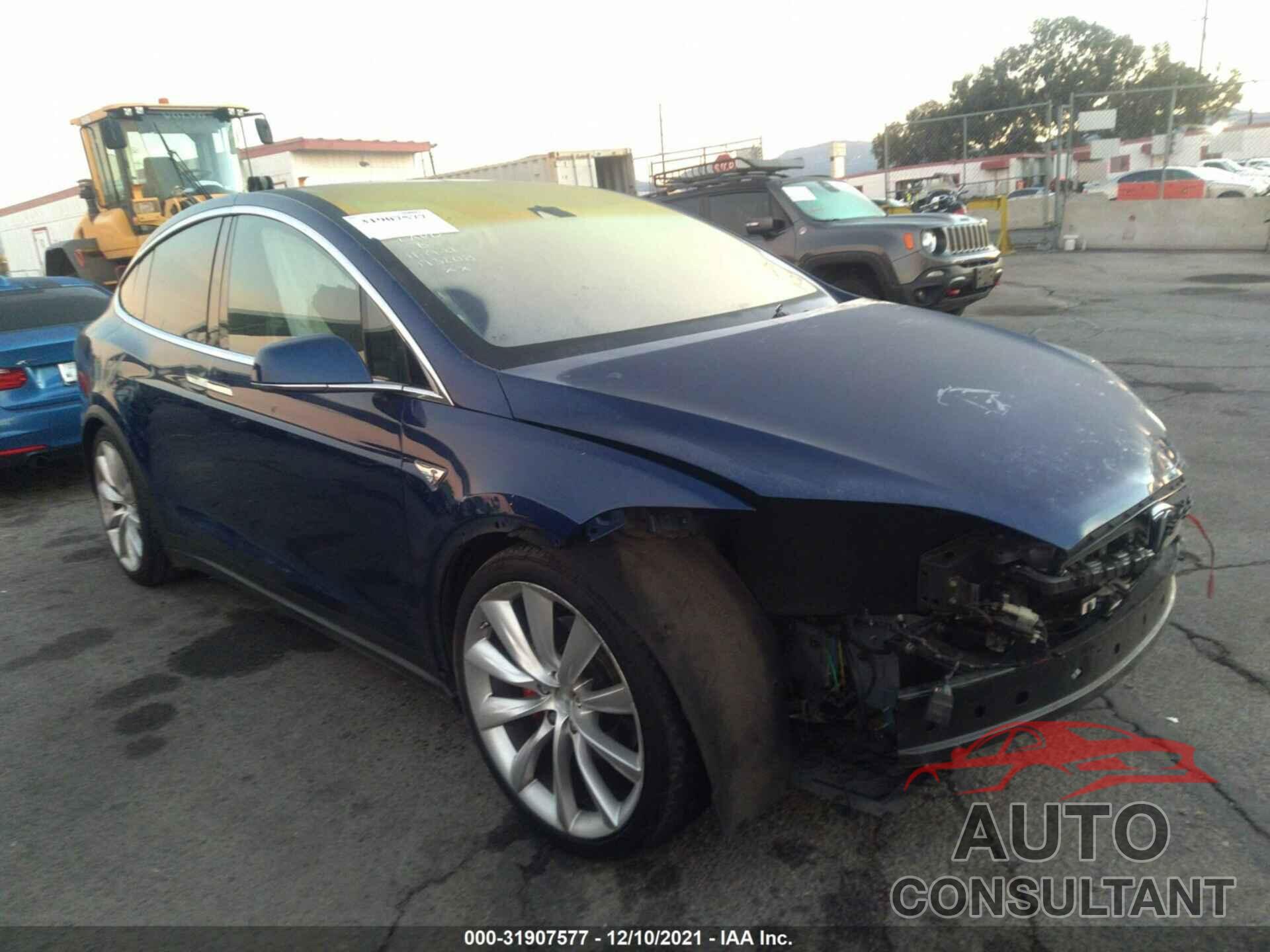 TESLA MODEL X 2016 - 5YJXCAE40GFF00021