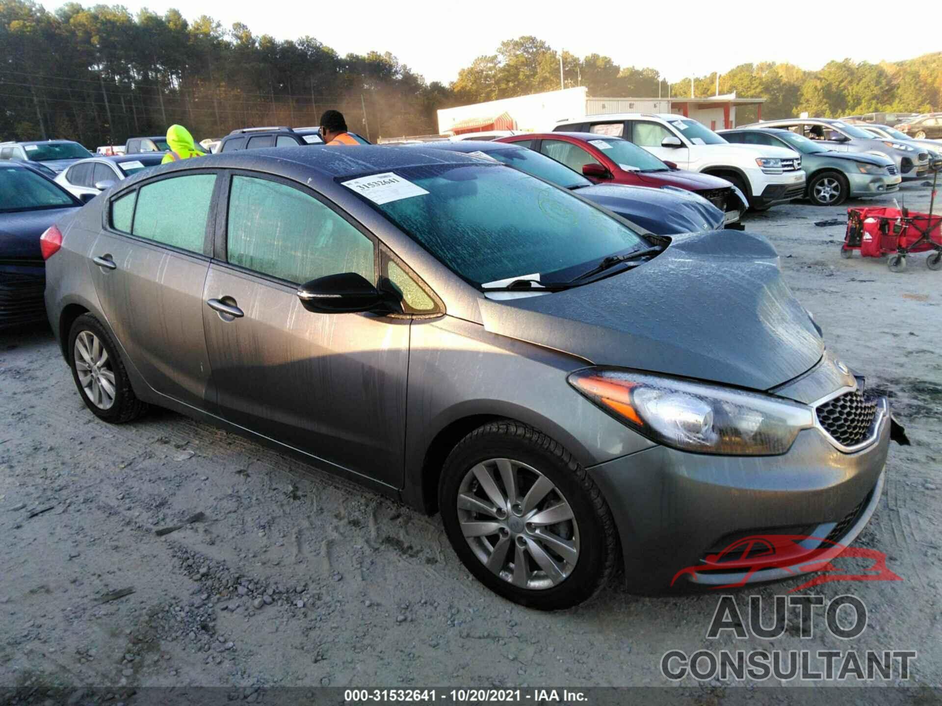 KIA FORTE 2016 - KNAFX4A67G5614540