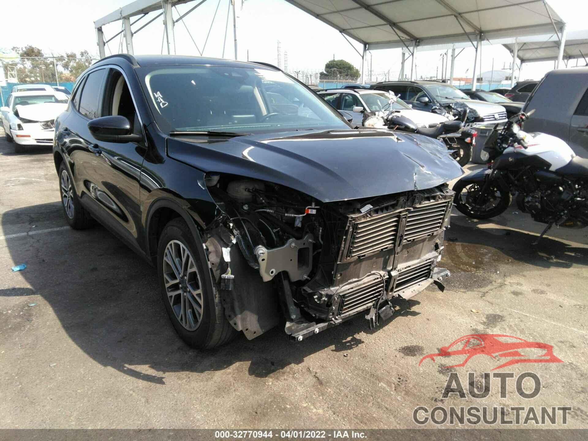 FORD ESCAPE 2020 - 1FMCU0H60LUB07861