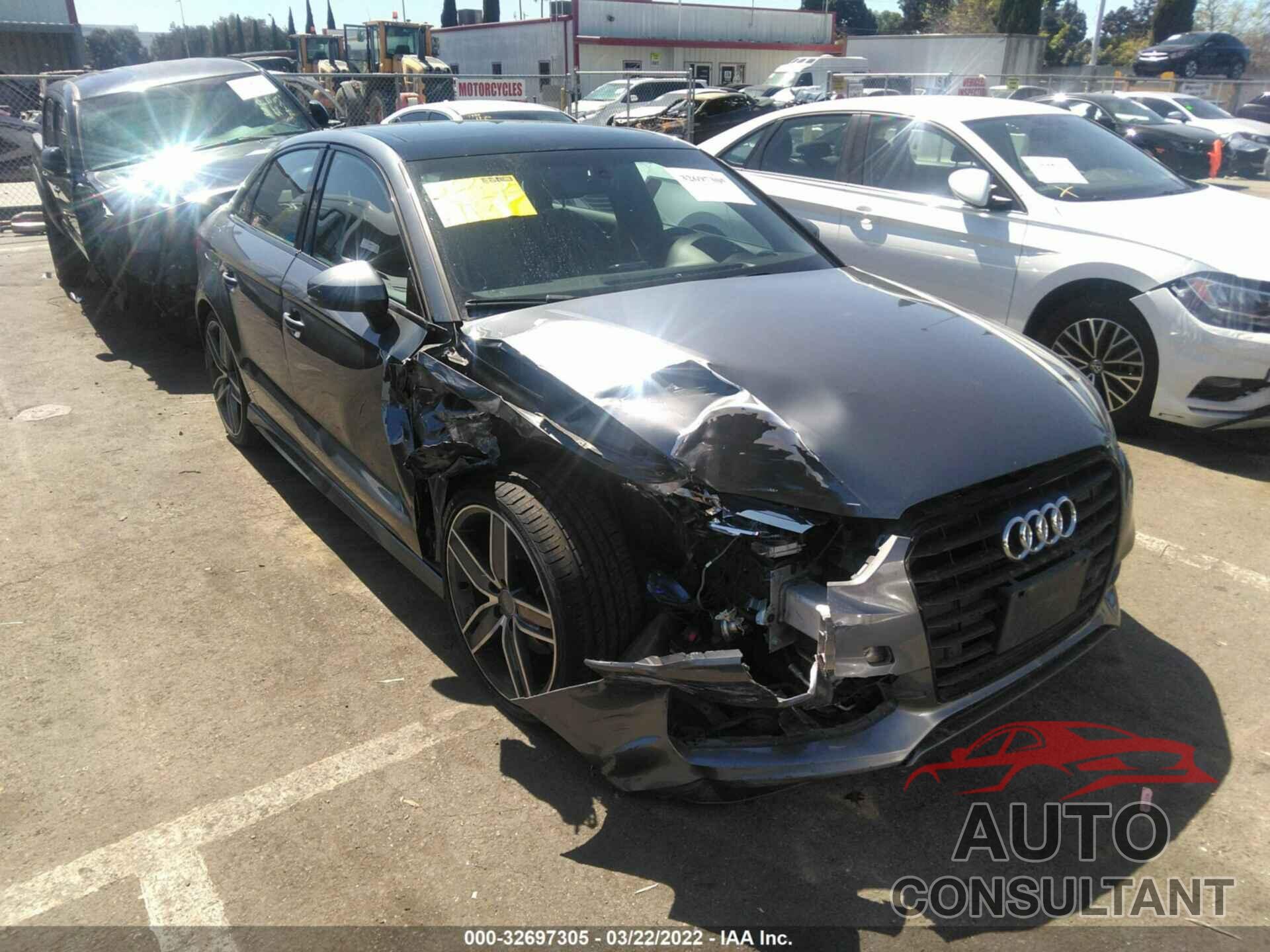 AUDI A3 2016 - WAUA7GFF4G1043651