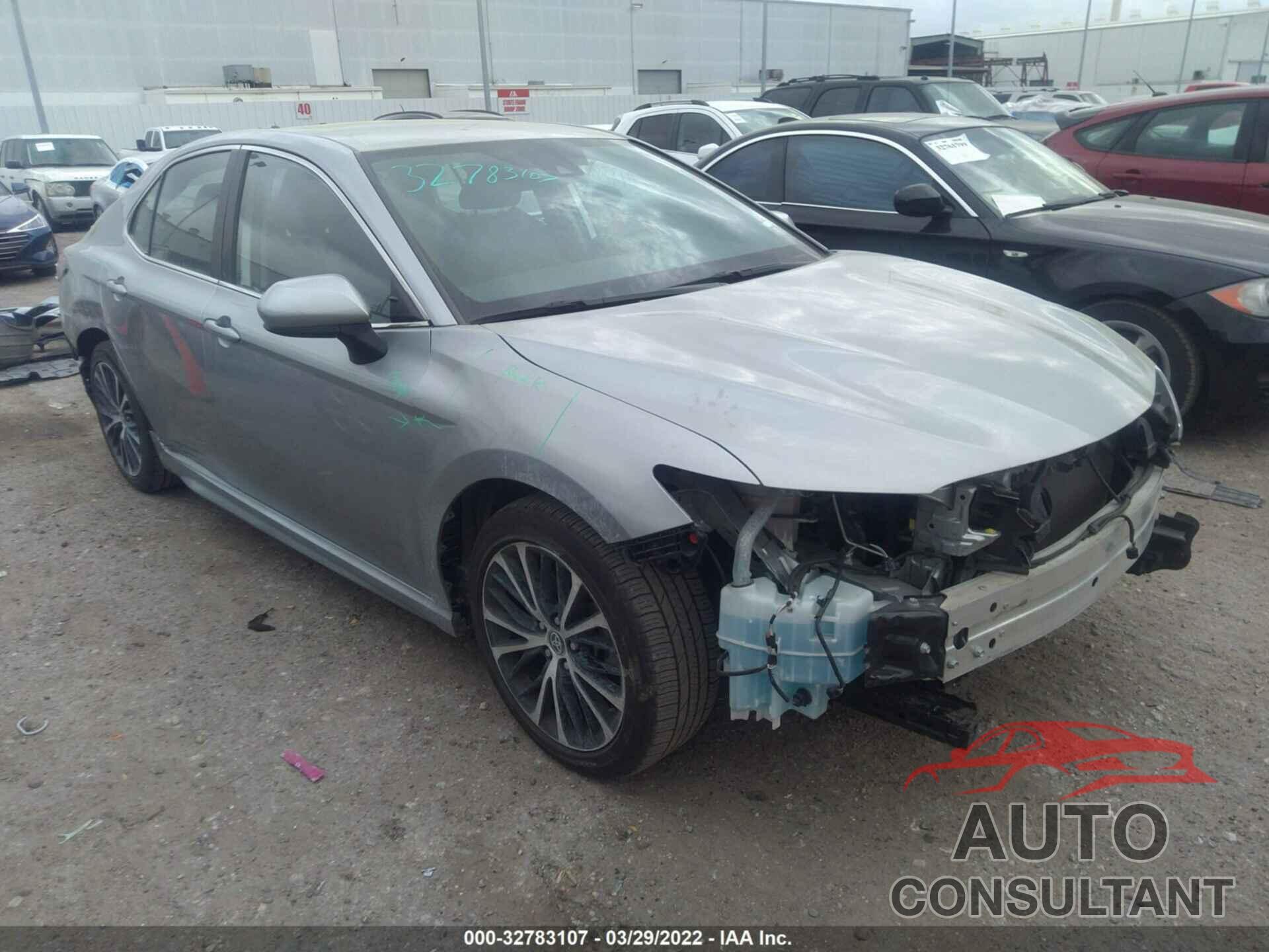 TOYOTA CAMRY 2020 - 4T1G11AK4LU360883