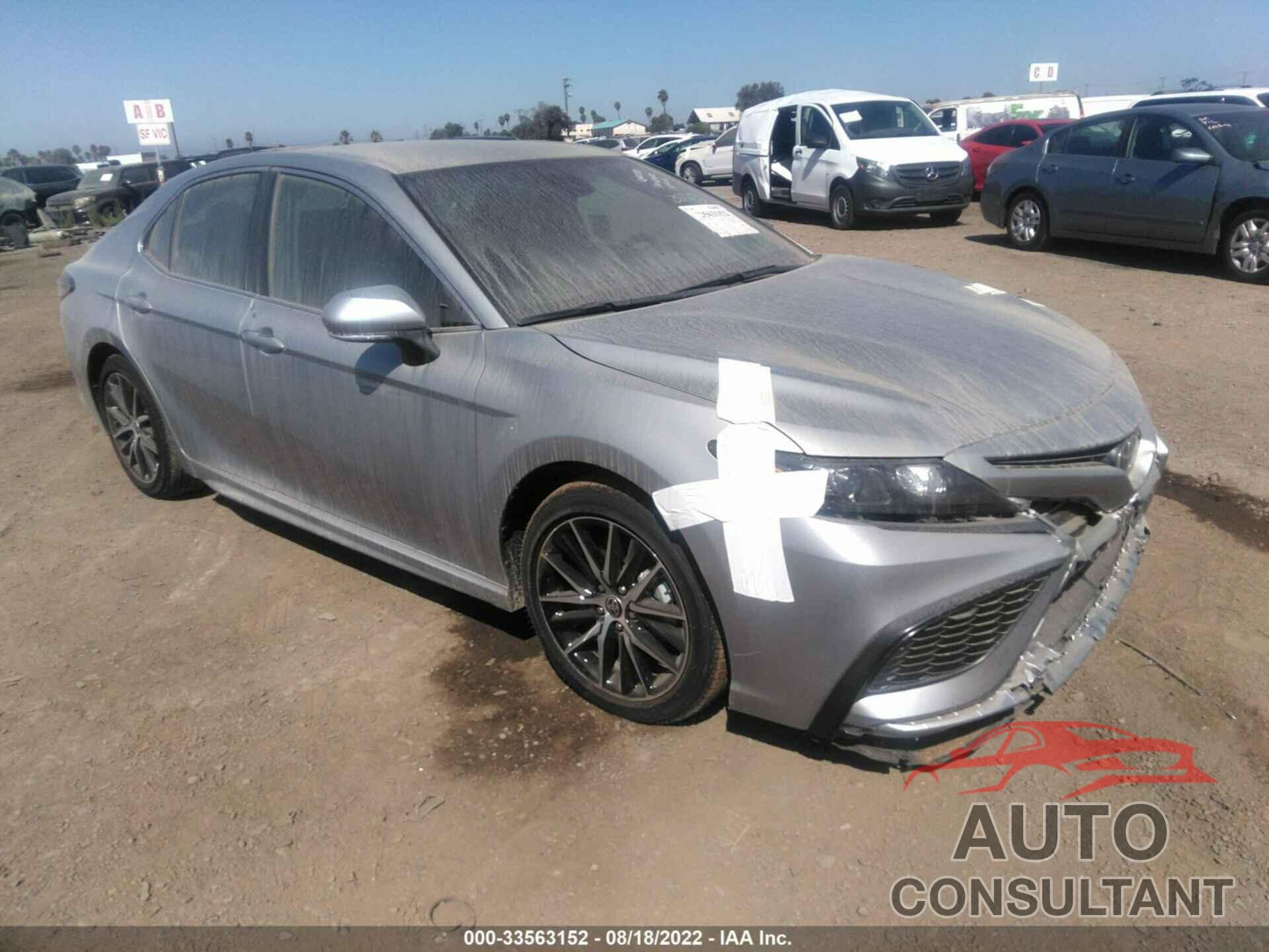 TOYOTA CAMRY 2022 - 4T1G11AKXNU056959