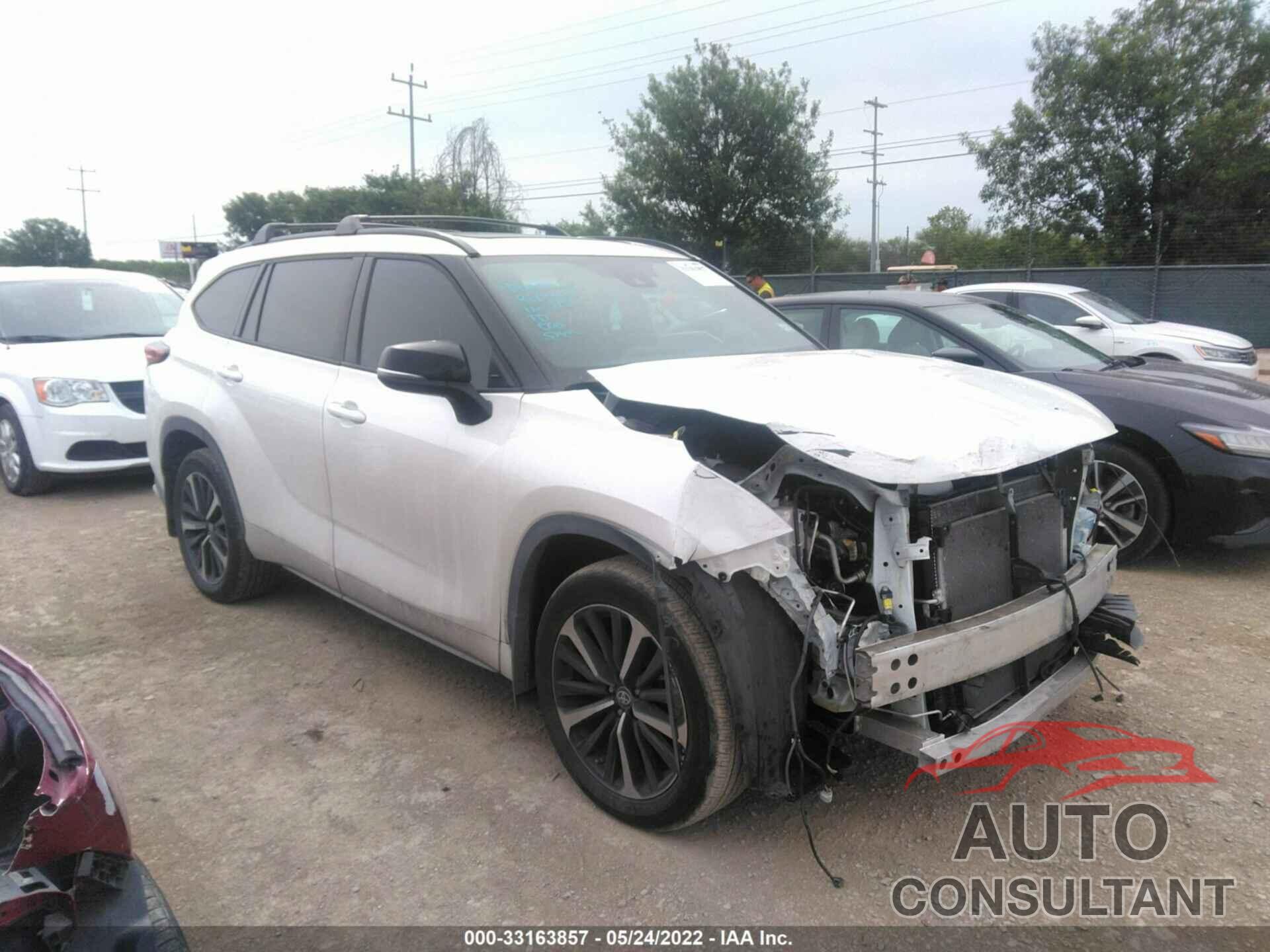 TOYOTA HIGHLANDER 2021 - 5TDLZRAHXMS064139