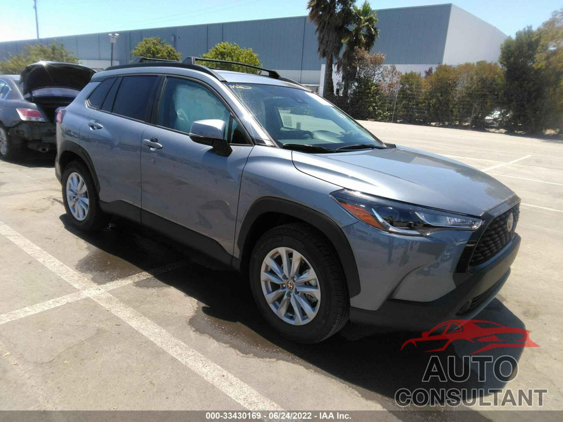 TOYOTA COROLLA CROSS 2022 - 7MUCAAAG0NV014700
