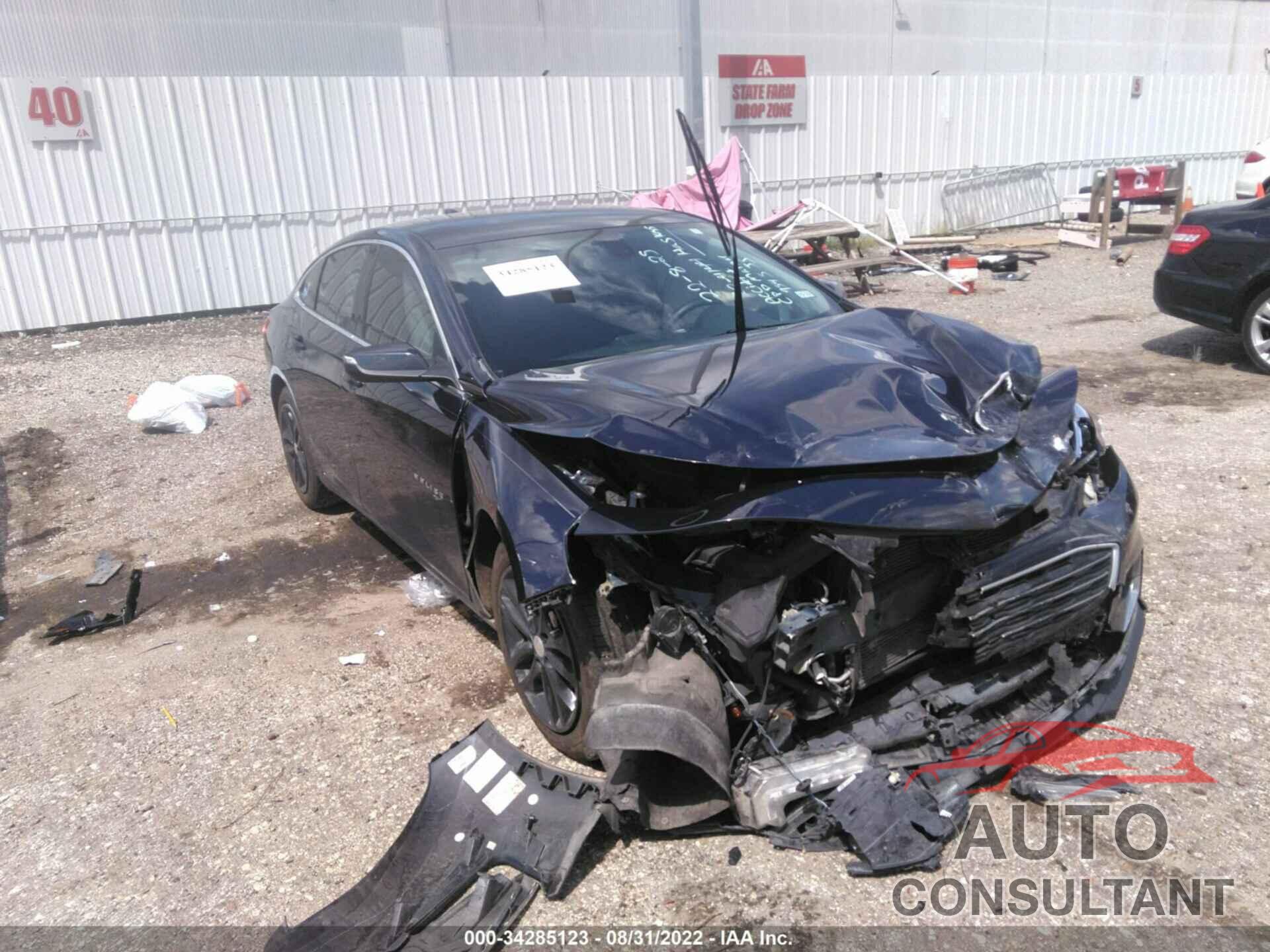 CHEVROLET MALIBU 2017 - 1G1ZE5ST5HF199545