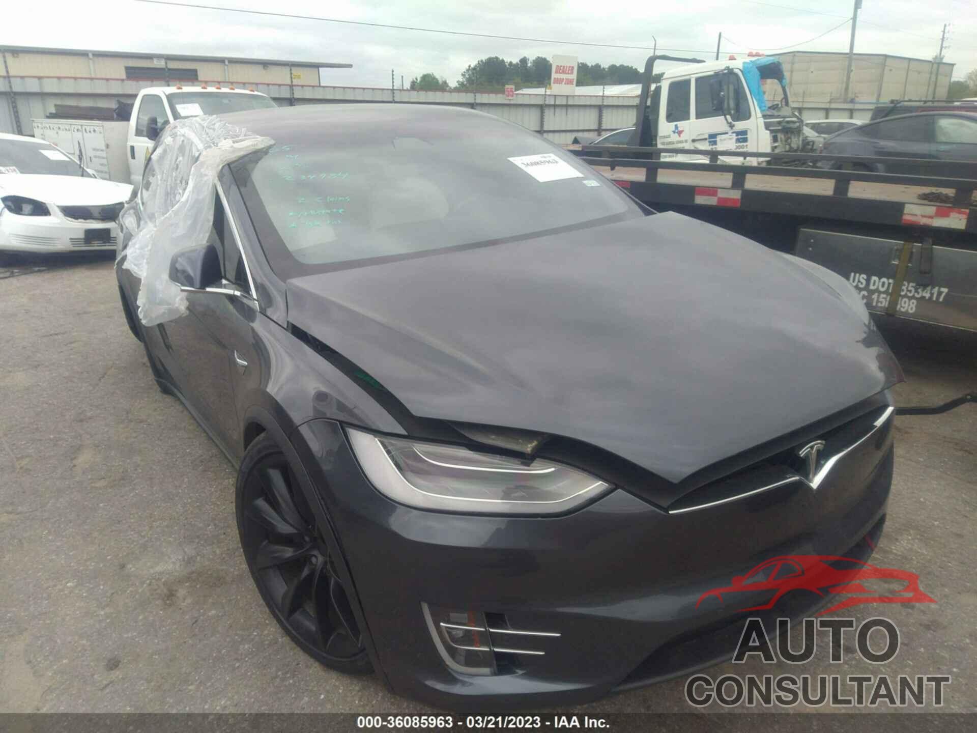 TESLA MODEL X 2020 - 5YJXCBE26LF234984