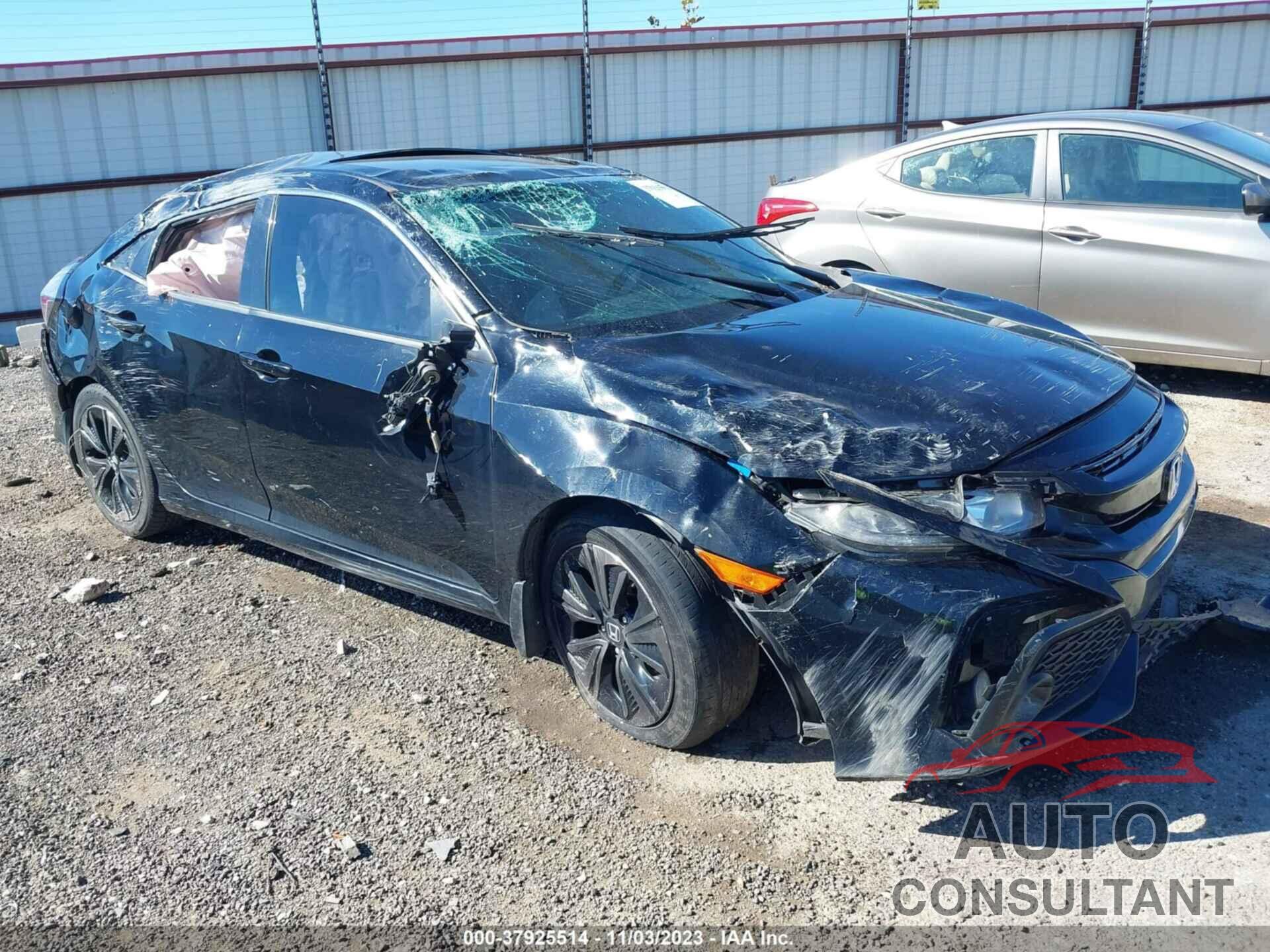 HONDA CIVIC HATCHBACK 2017 - SHHFK7H56HU200275