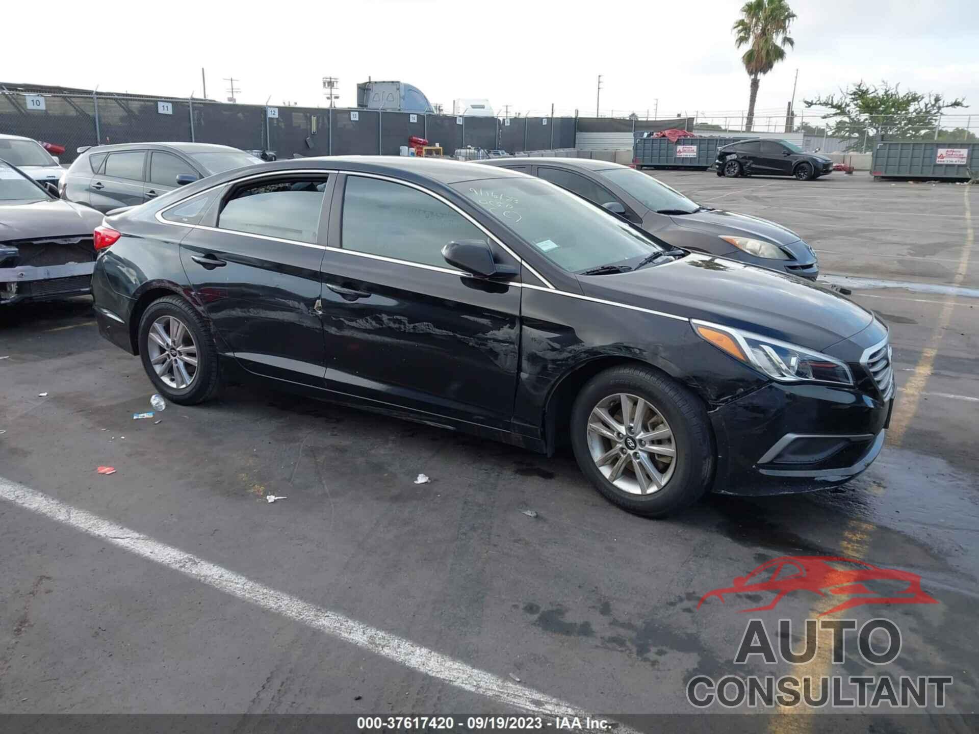 HYUNDAI SONATA 2017 - 5NPE24AFXHH558933