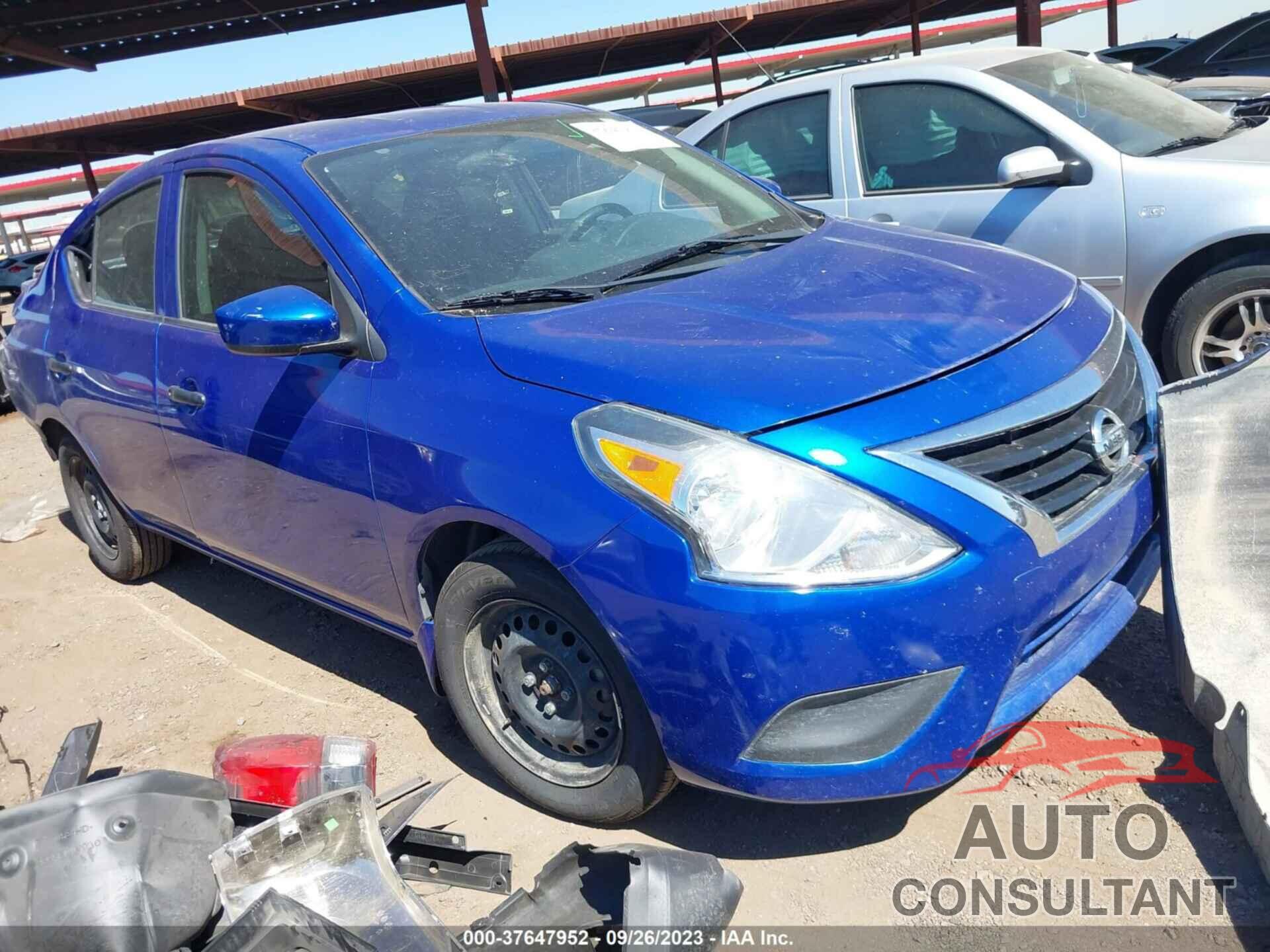 NISSAN VERSA 2017 - 3N1CN7AP0HL857956