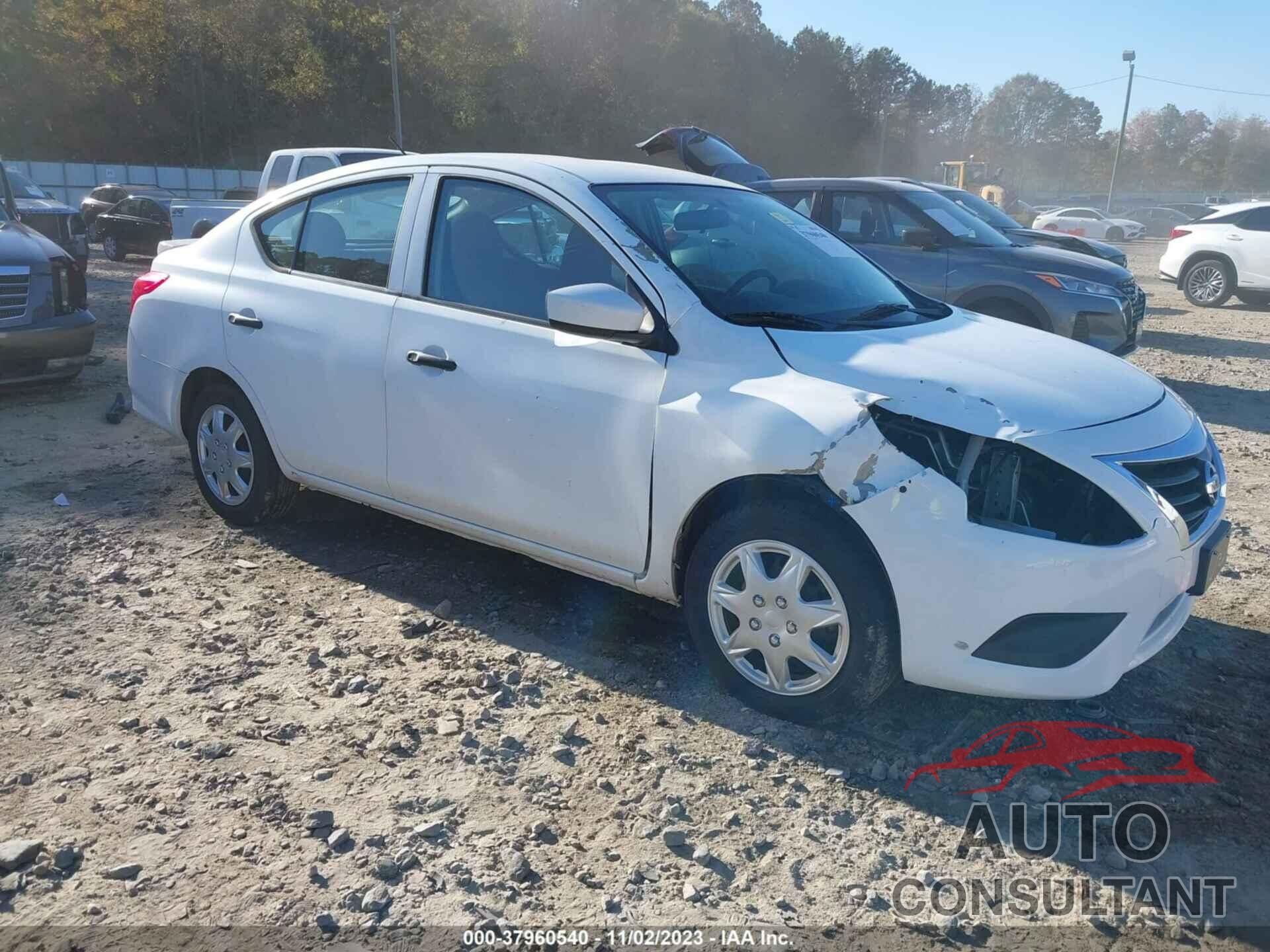 NISSAN VERSA 2017 - 3N1CN7AP4HL829920