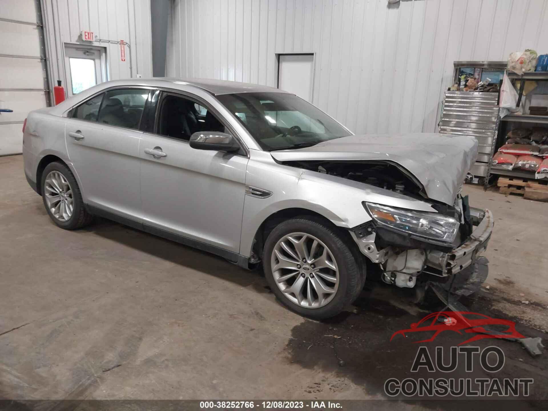 FORD TAURUS 2017 - 1FAHP2F83HG113036