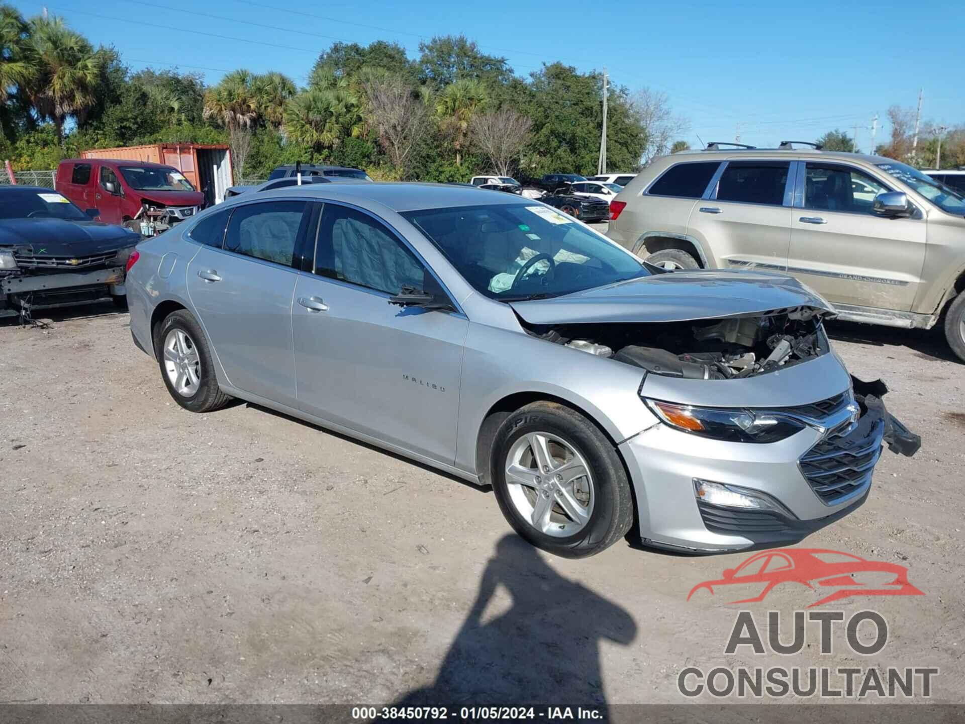 CHEVROLET MALIBU 2019 - 1G1ZB5ST2KF186803
