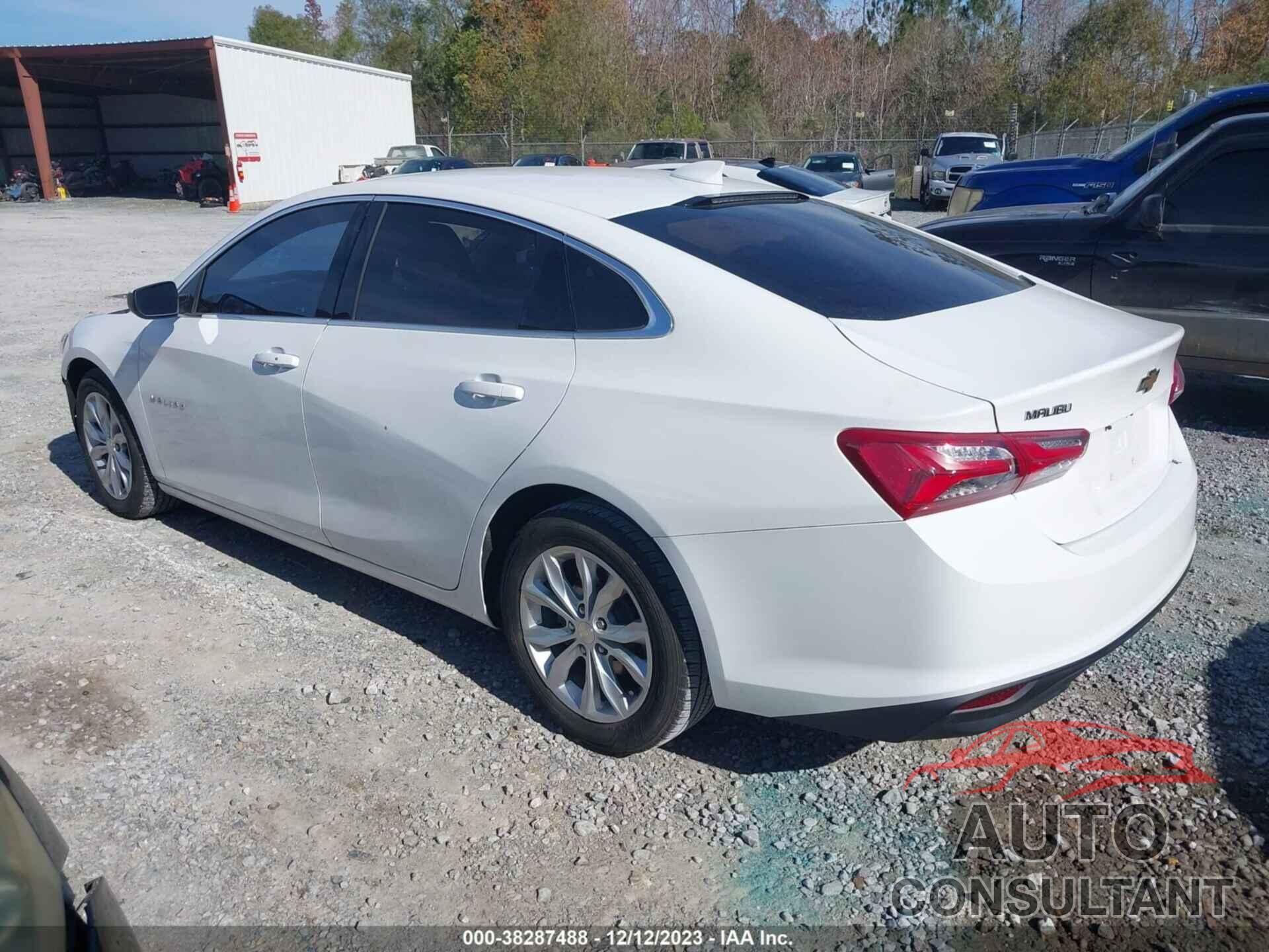 CHEVROLET MALIBU 2019 - 1G1ZD5STXKF151193