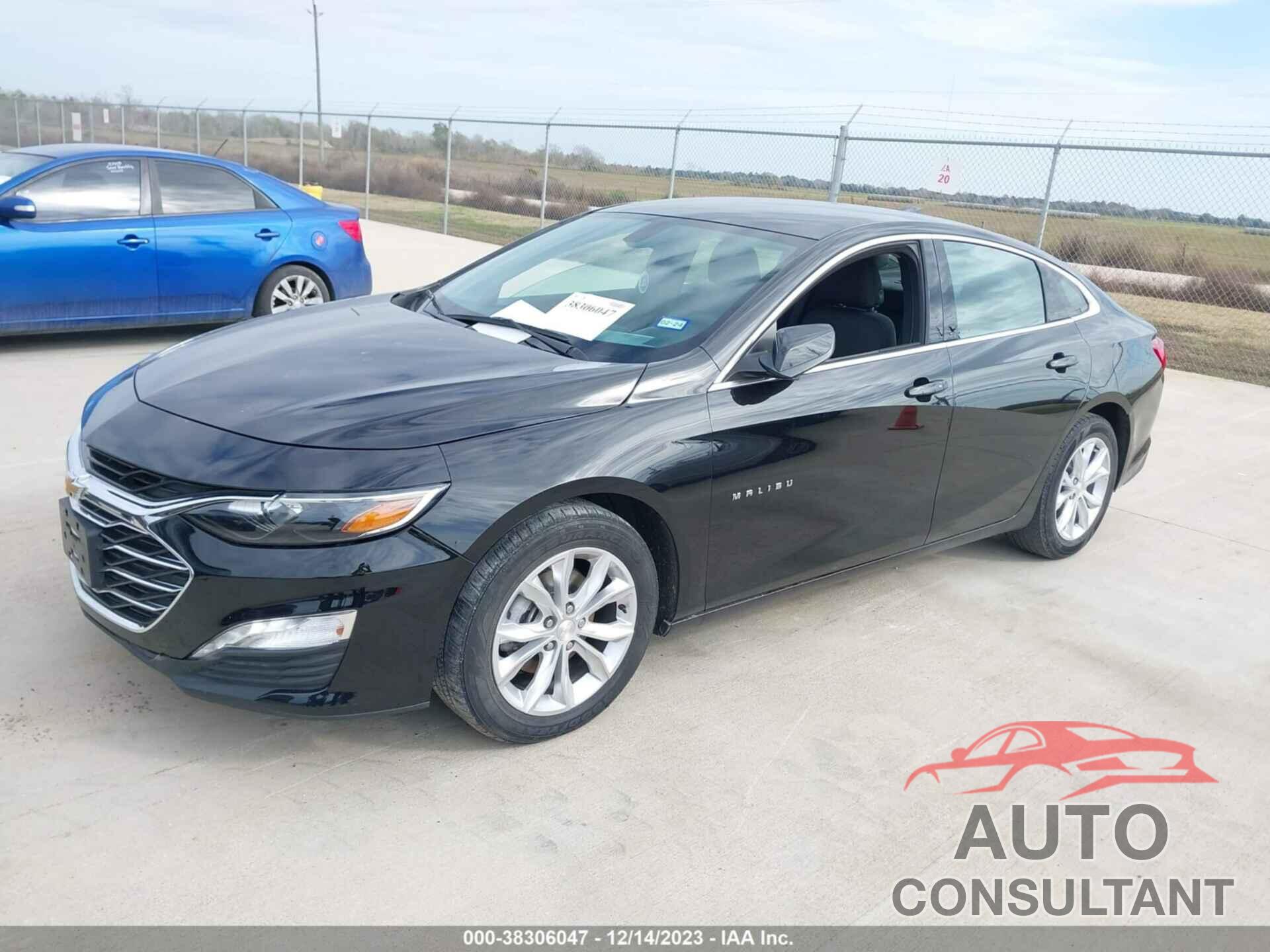 CHEVROLET MALIBU 2021 - 1G1ZD5ST5MF023320