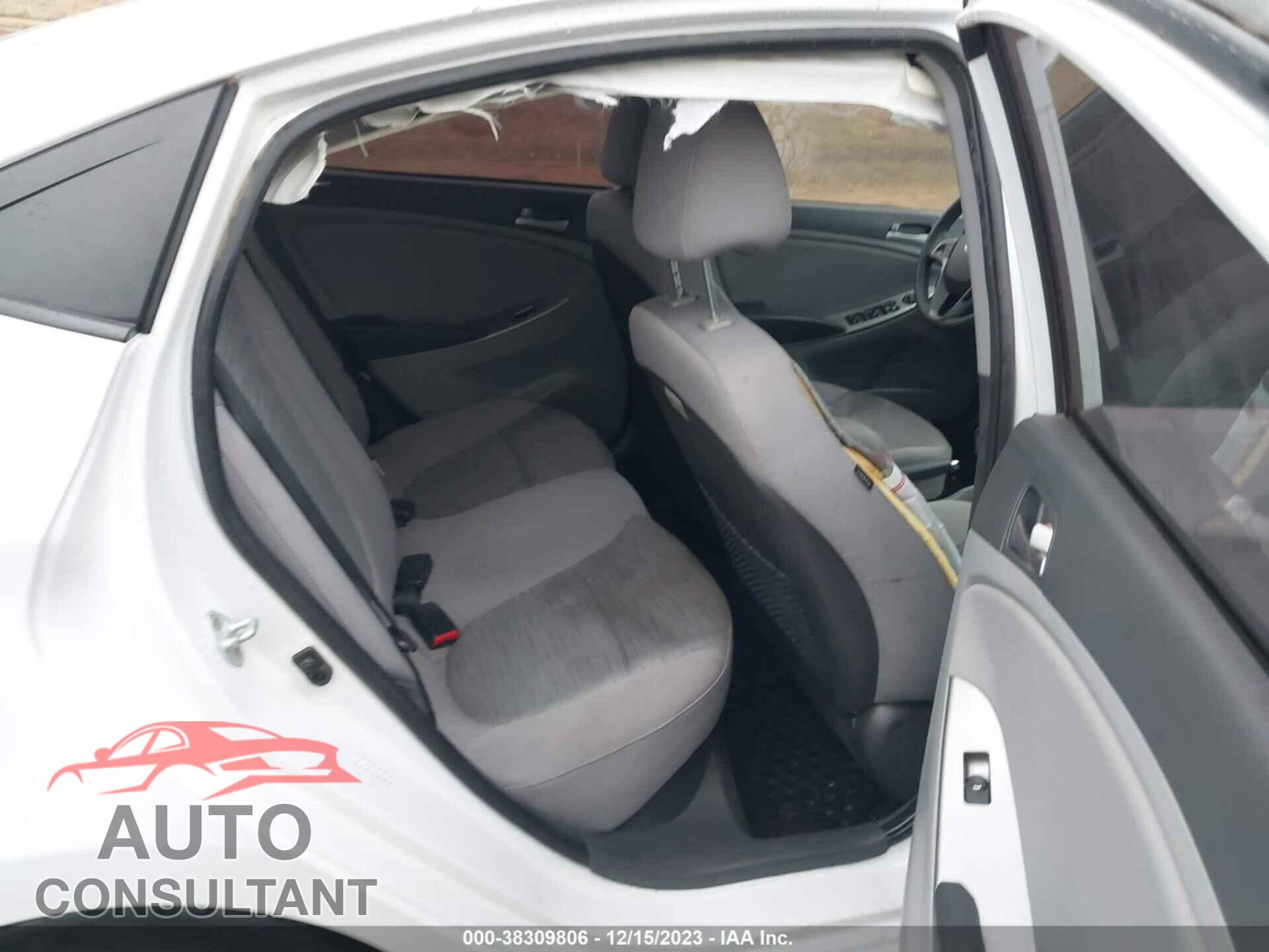 HYUNDAI ACCENT 2017 - KMHCT4AE8HU365340