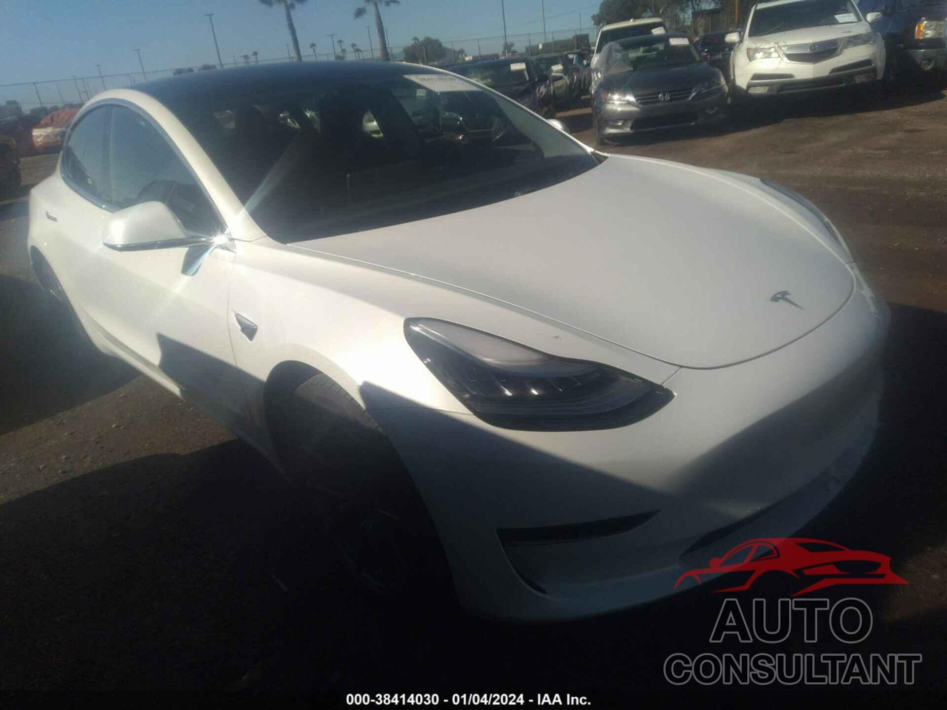 TESLA MODEL 3 2019 - 5YJ3E1EB3KF151112