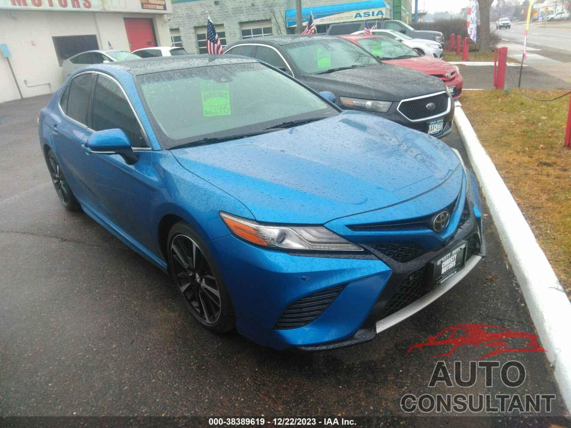 TOYOTA CAMRY 2018 - 4T1BZ1HK4JU017058