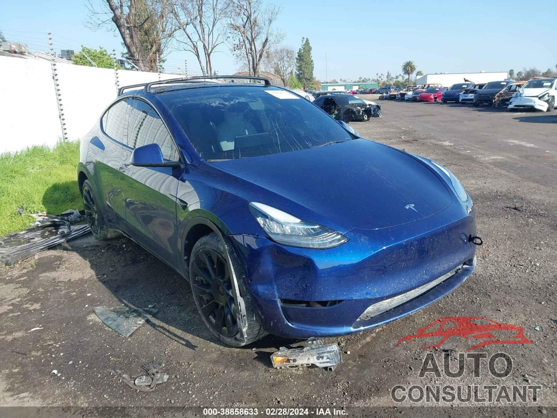 TESLA MODEL Y 2022 - 7SAYGDEE7NF411465