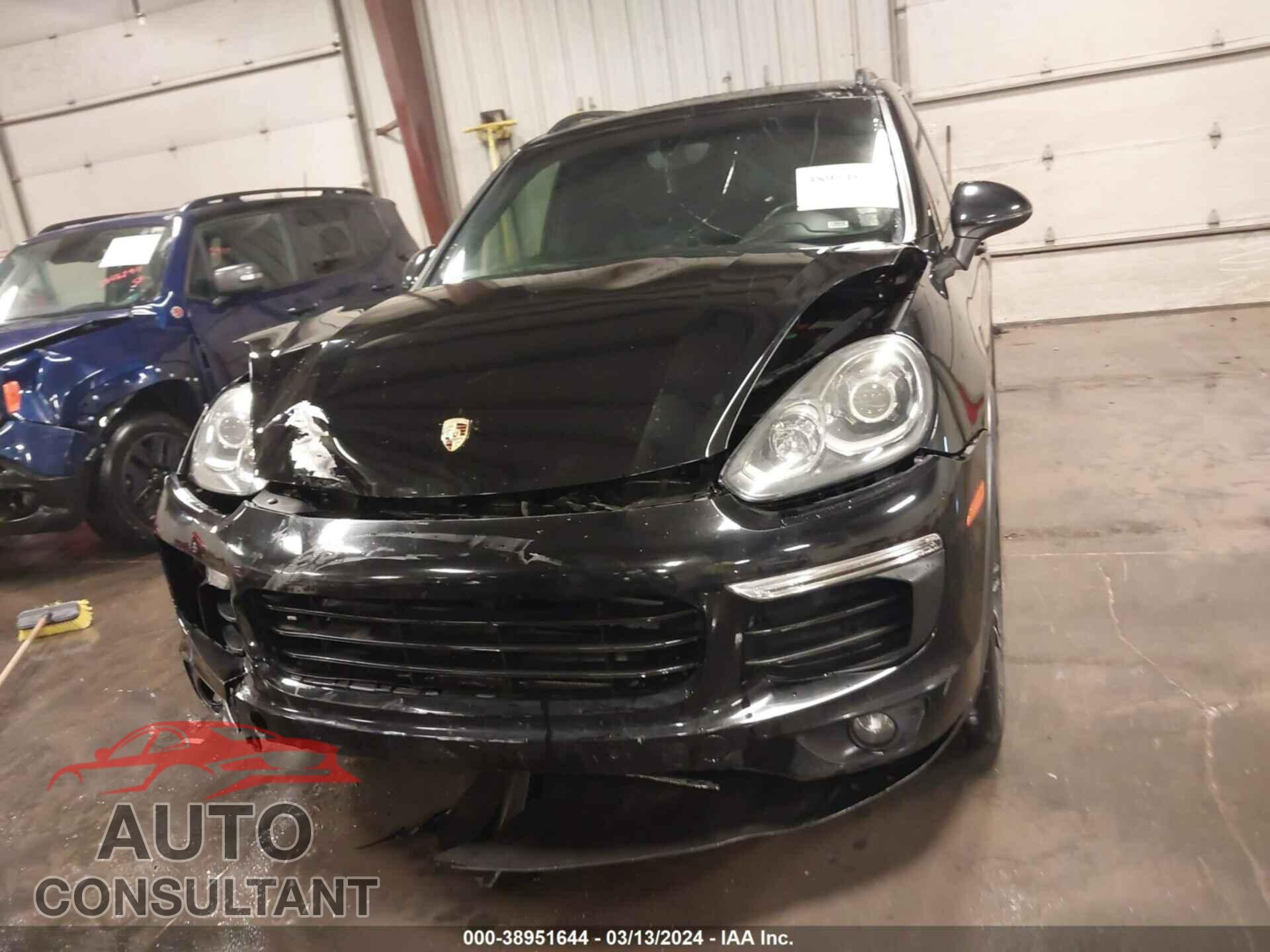 PORSCHE CAYENNE 2016 - WP1AA2A29GLA10708