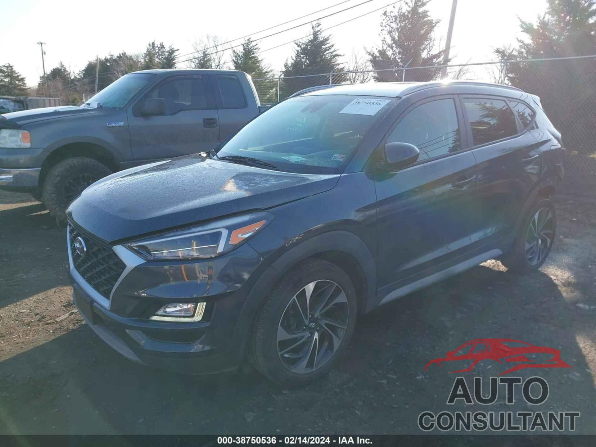 HYUNDAI TUCSON 2019 - KM8J33AL4KU981365