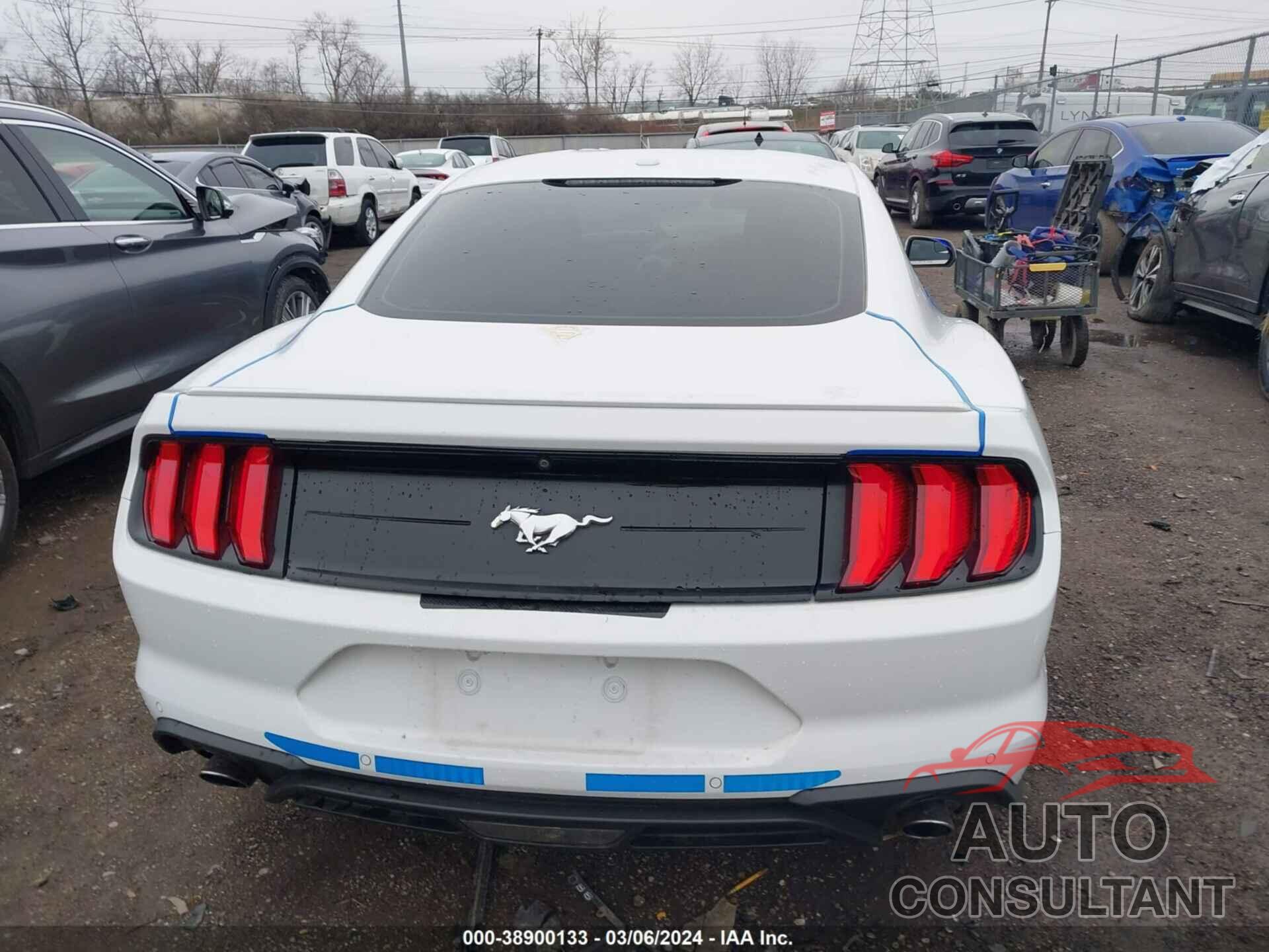 FORD MUSTANG 2018 - 1FA6P8TH5J5106945