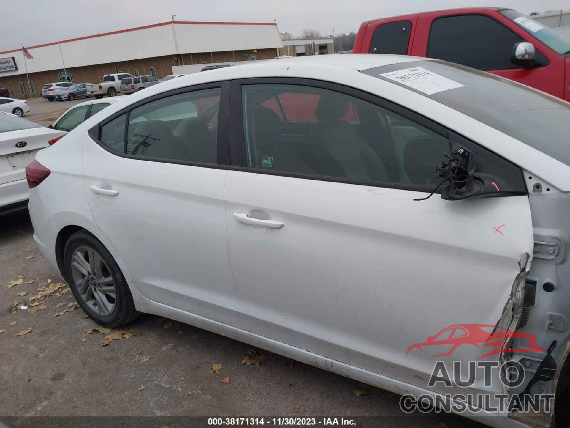 HYUNDAI ELANTRA 2020 - 5NPD84LF4LH543747