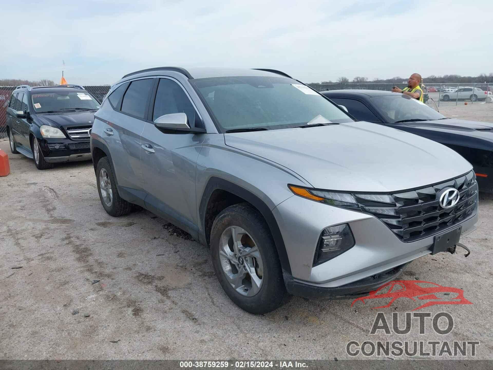 HYUNDAI TUCSON 2023 - 5NMJBCAE7PH266958