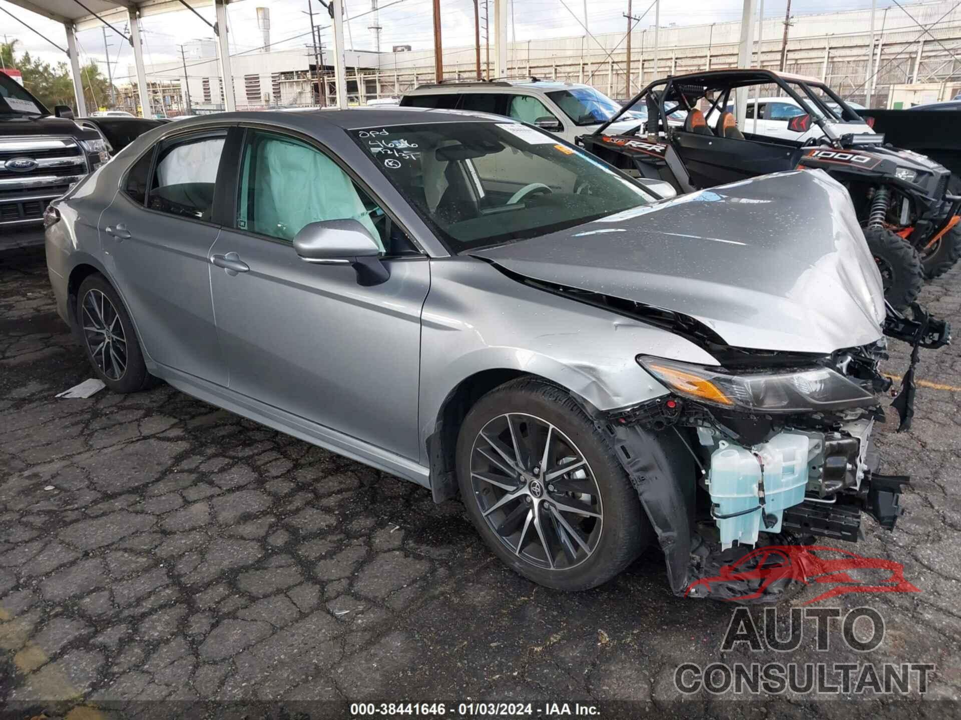 TOYOTA CAMRY 2023 - 4T1G11AK3PU757443
