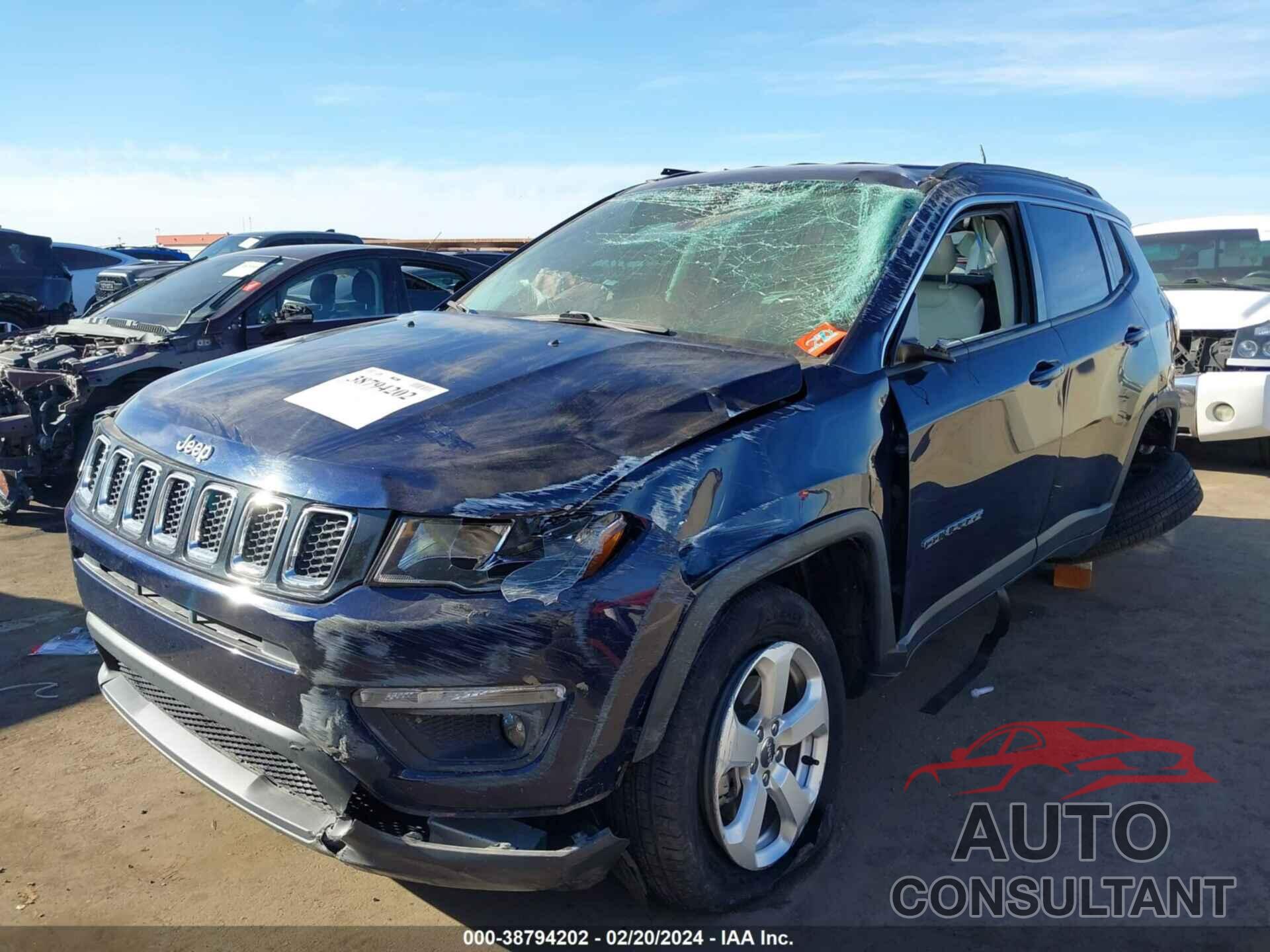 JEEP COMPASS 2018 - 3C4NJDBB7JT493026