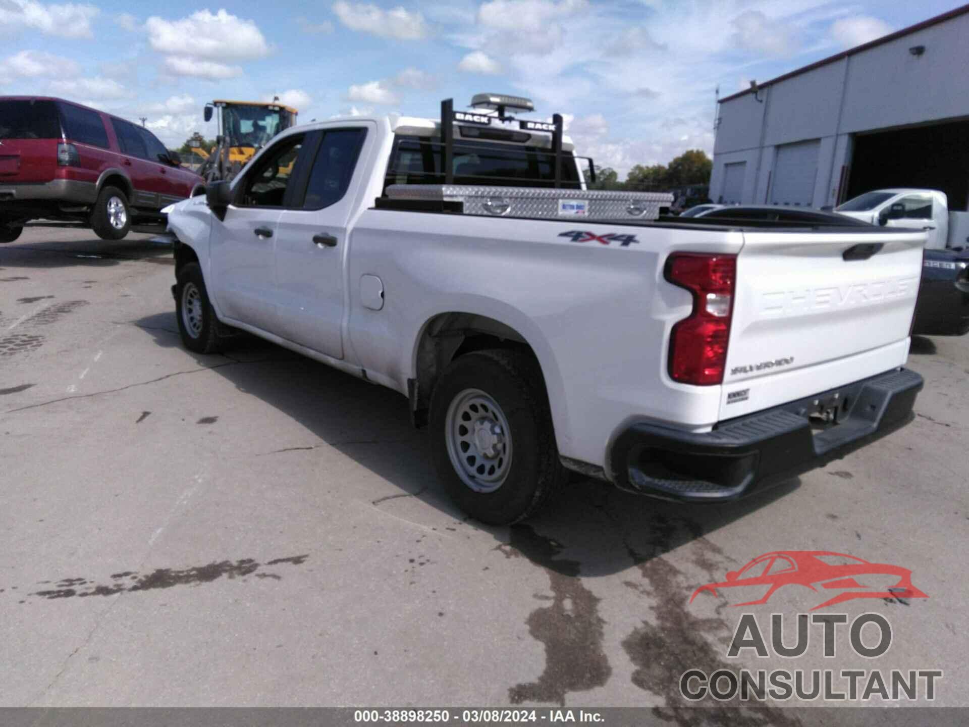 CHEVROLET SILVERADO 2019 - 1GCRYAEH9KZ337205