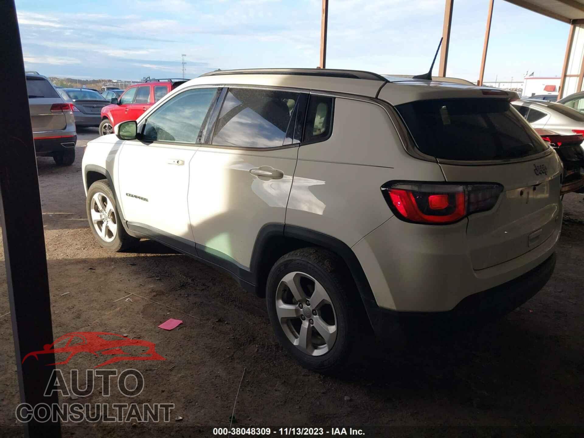 JEEP COMPASS 2018 - 3C4NJCBBXJT102414