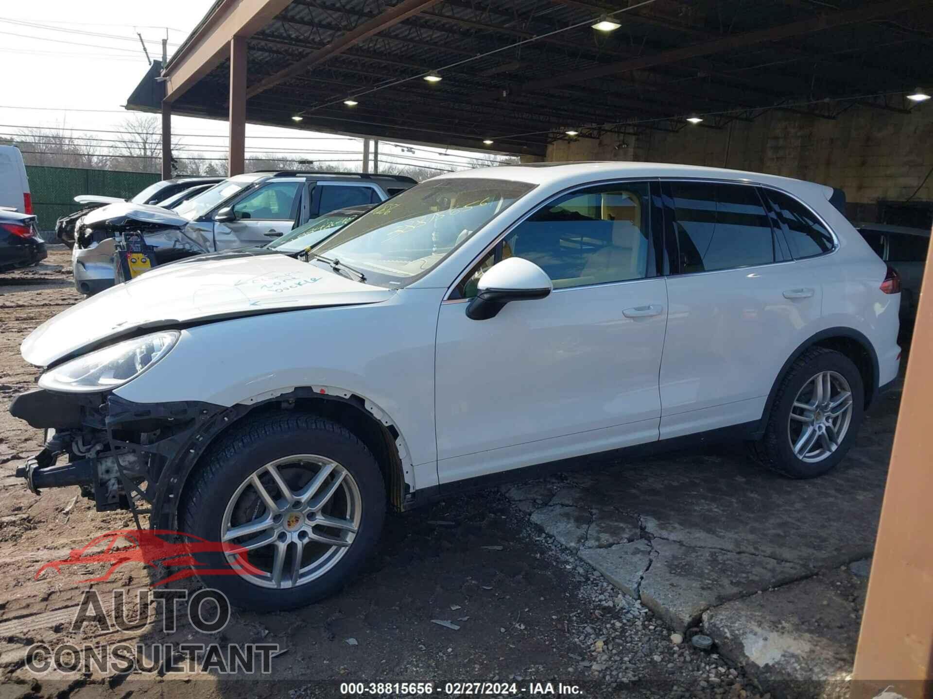 PORSCHE CAYENNE 2016 - WP1AA2A2XGLA10071