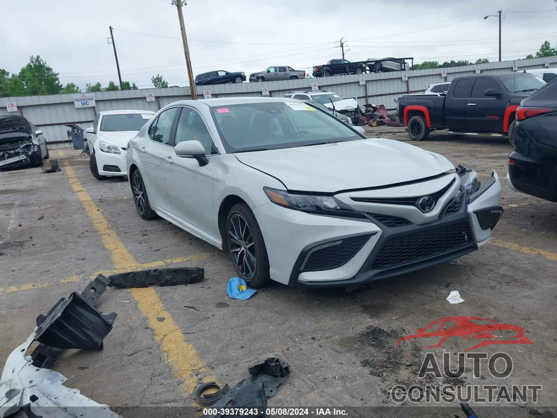 TOYOTA CAMRY 2023 - 4T1G11AKXPU156434