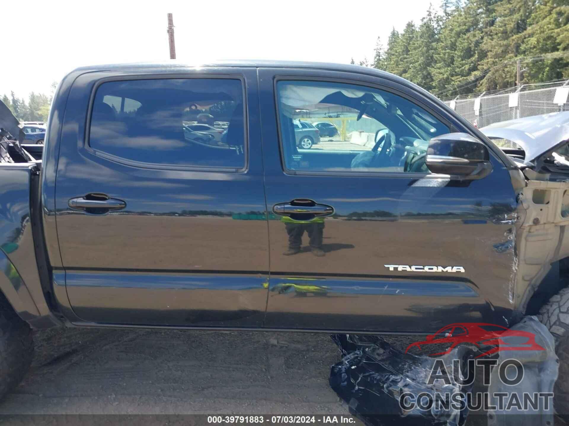 TOYOTA TACOMA 2017 - 5TFCZ5AN0HX110611